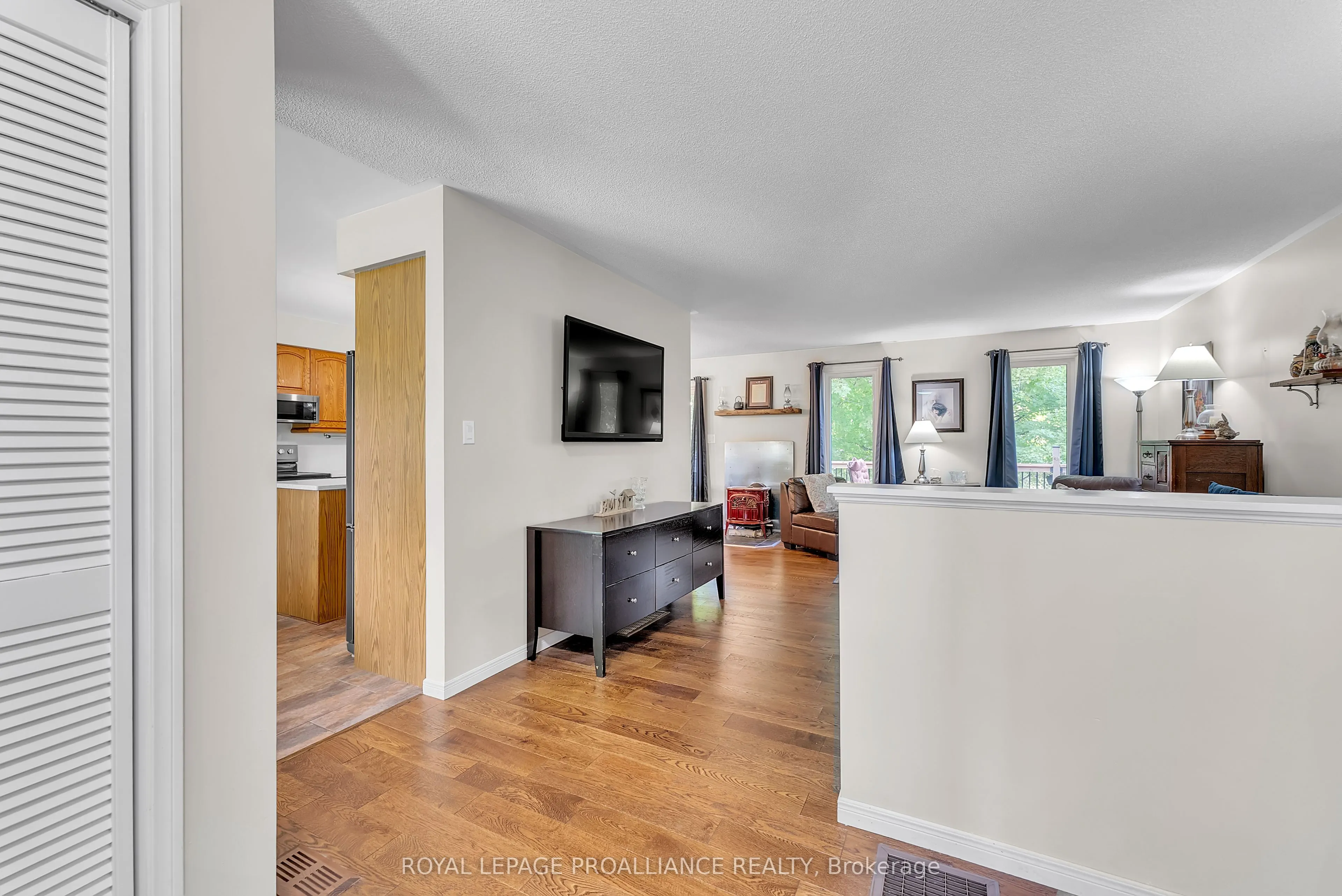 1091 Phillipston Road