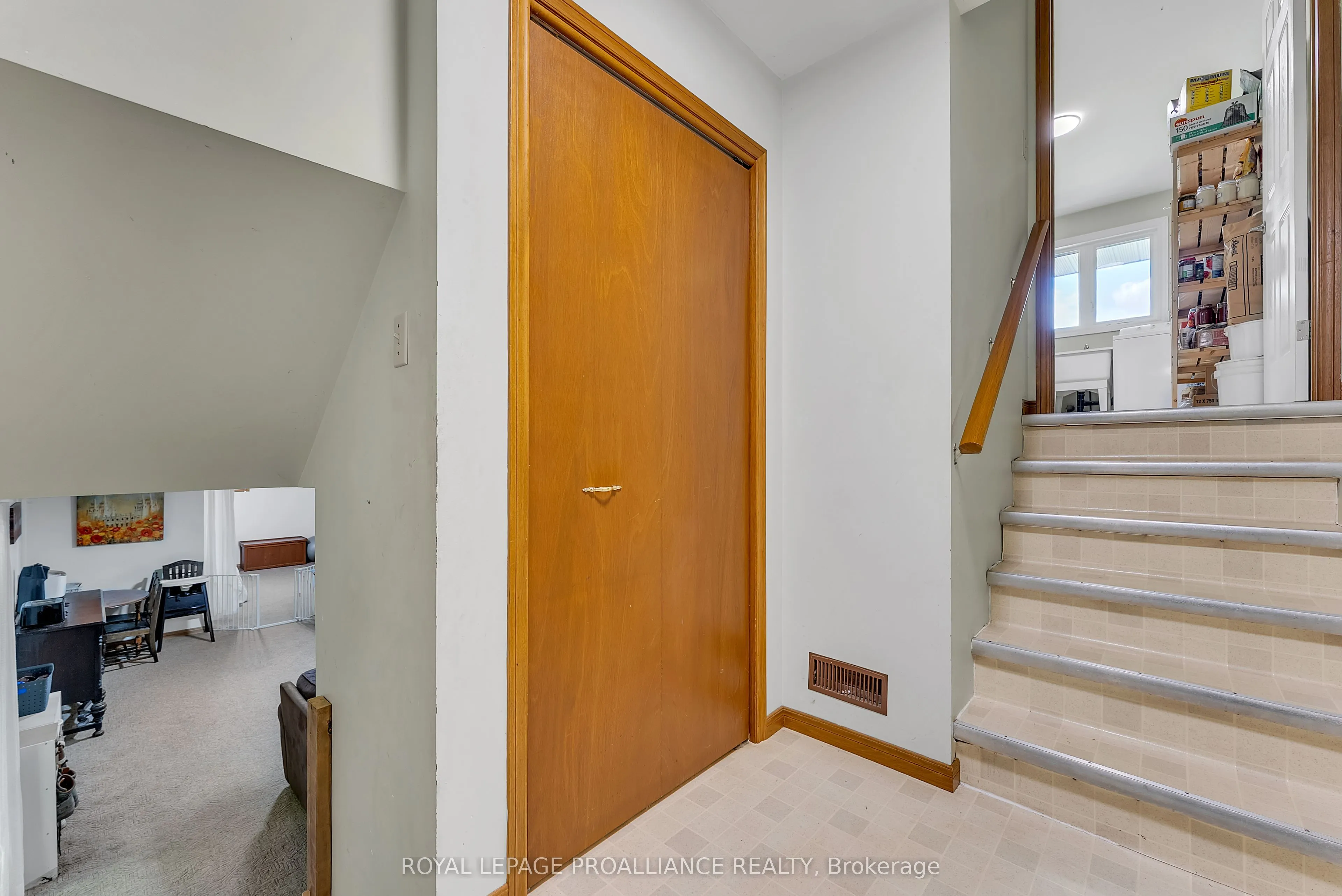 1091 Phillipston Road