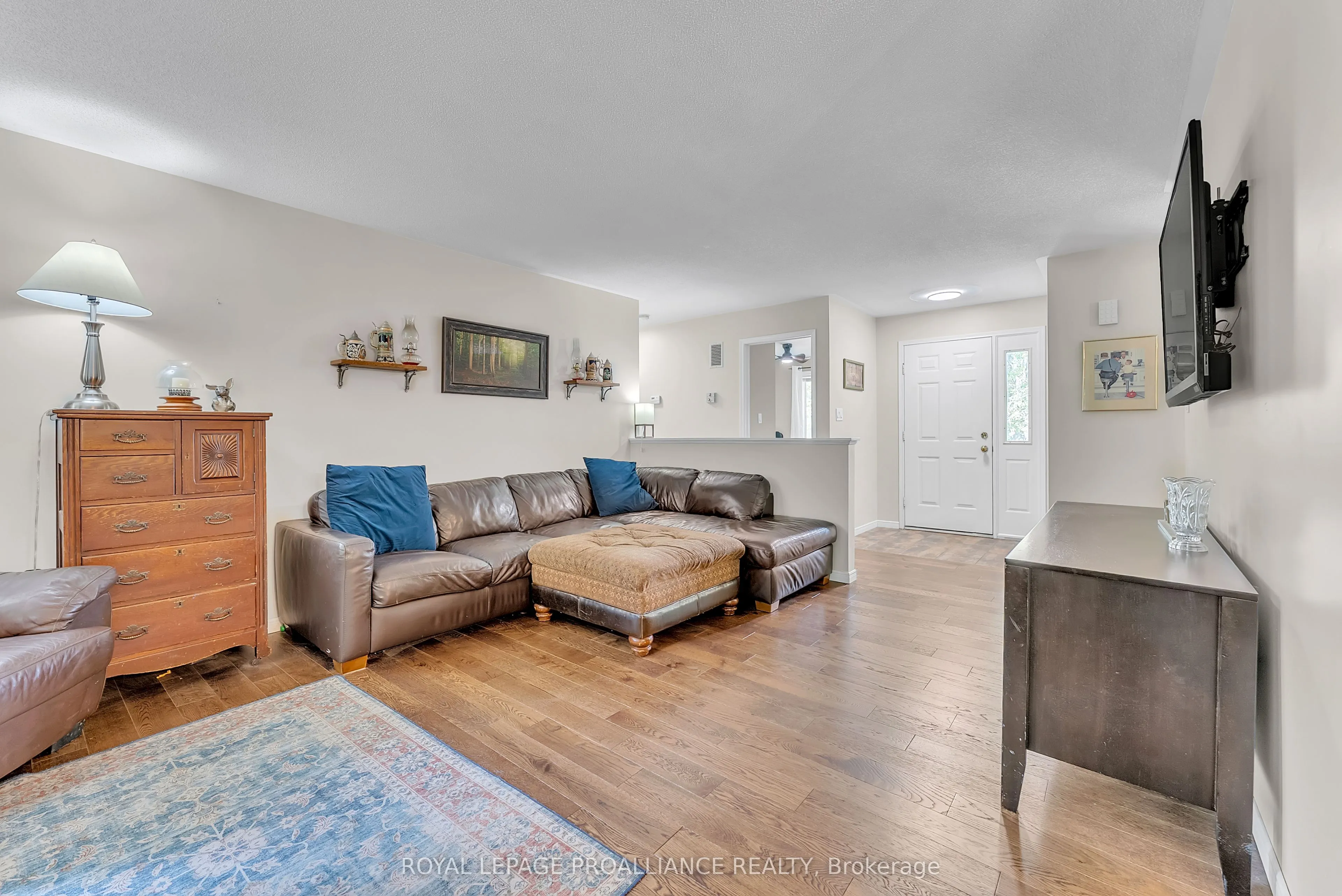 1091 Phillipston Road