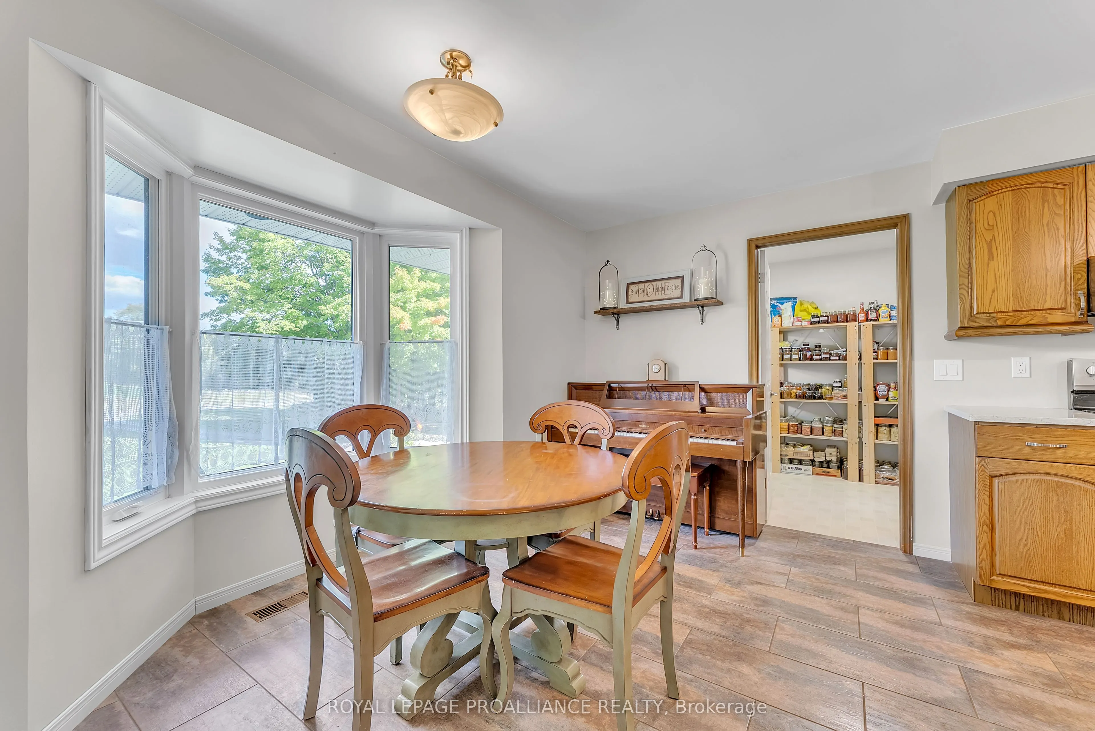 1091 Phillipston Road