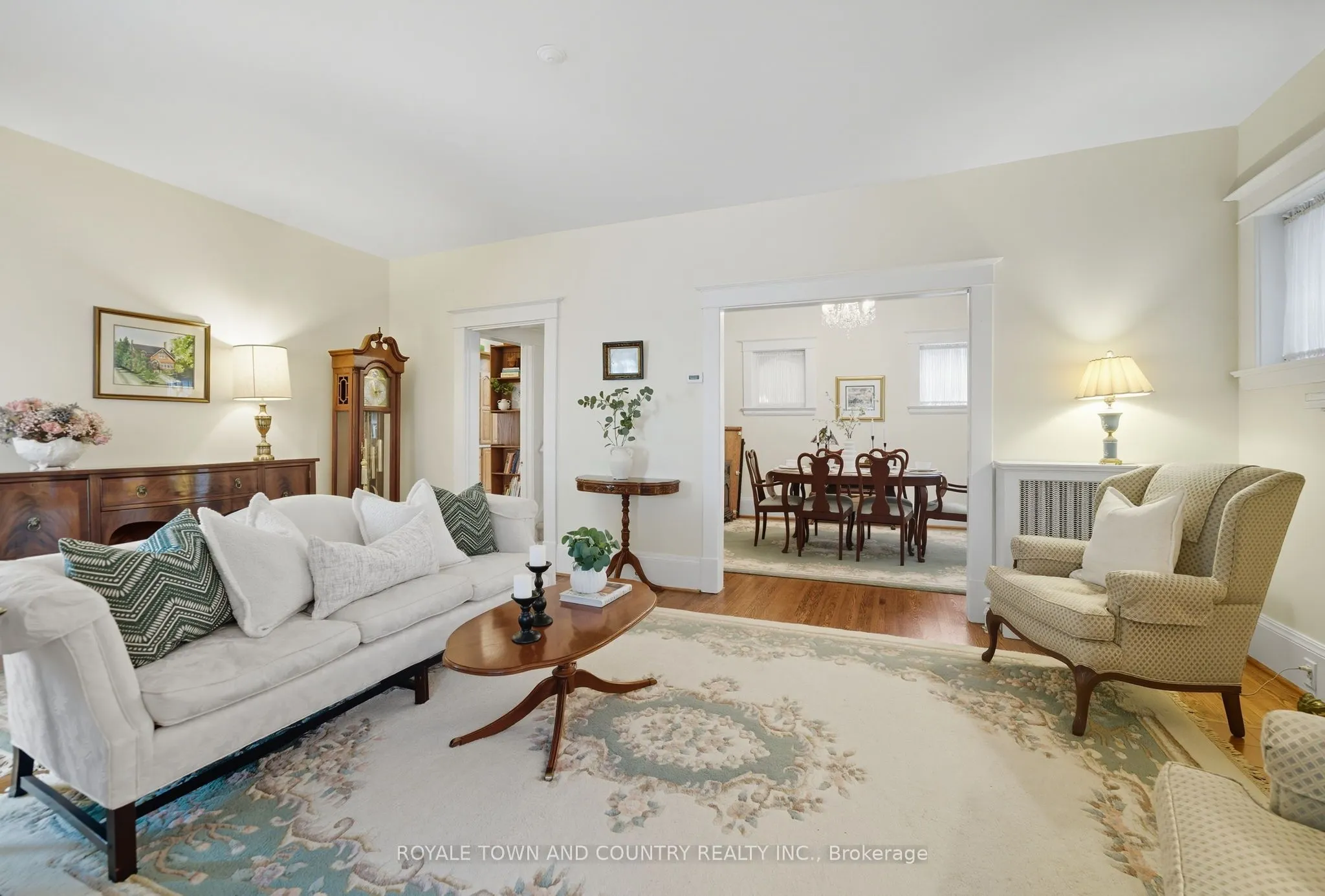 76 Bond Street W