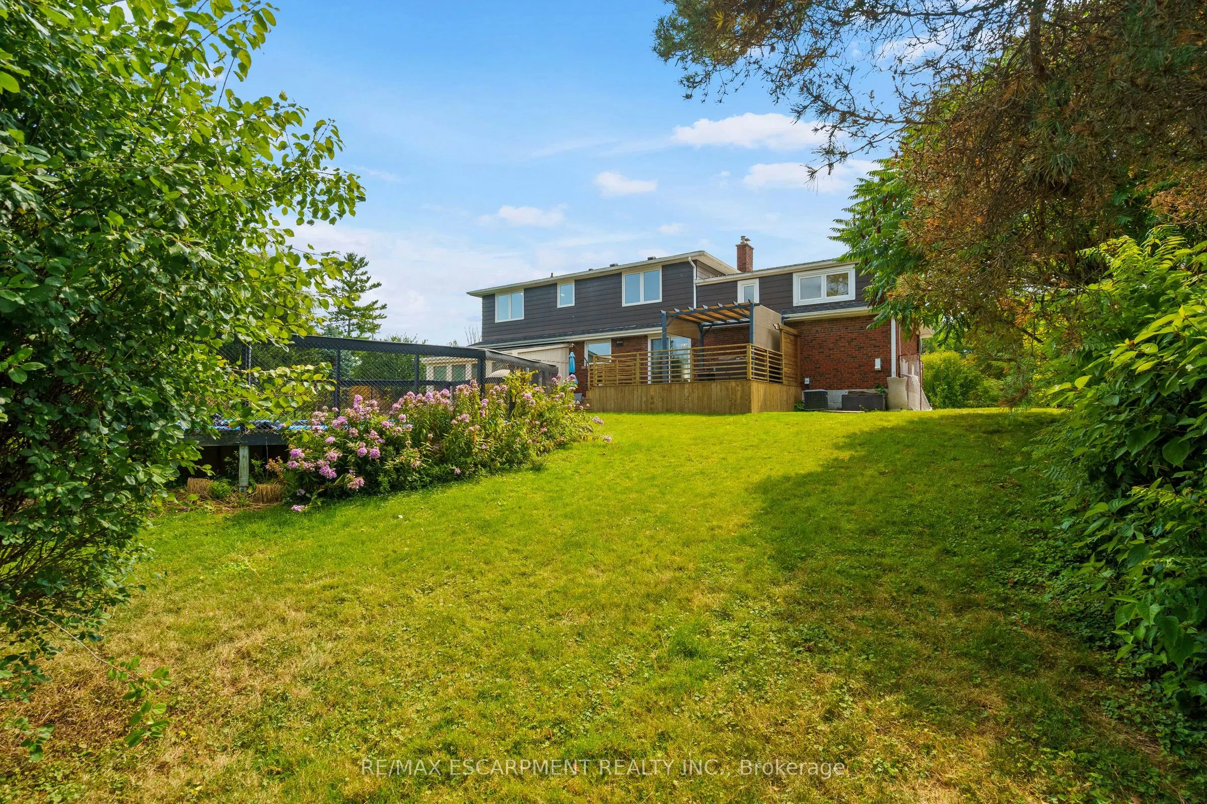 9604 TWENTY Road W