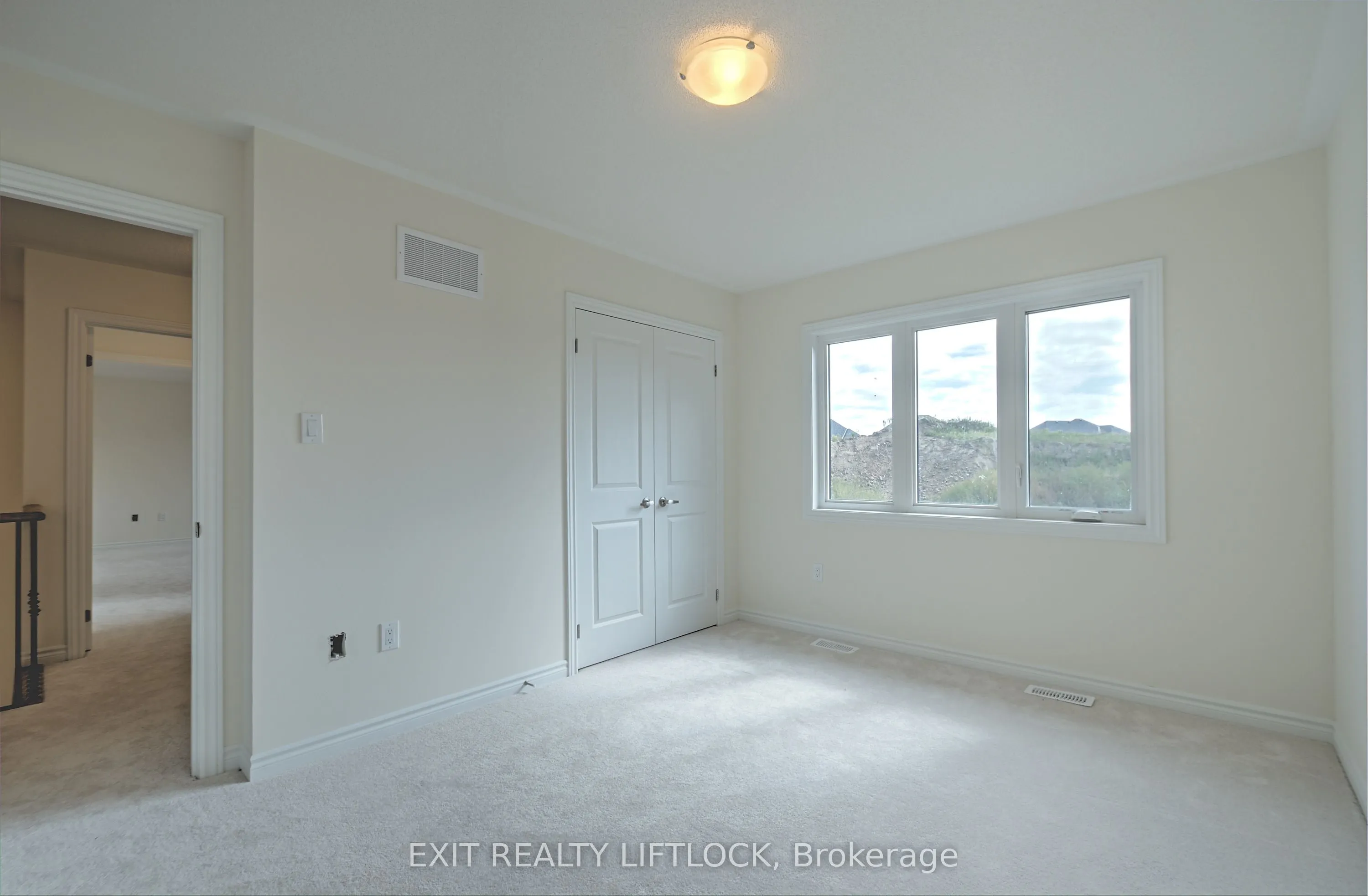 61 Golden Meadows Drive, #61