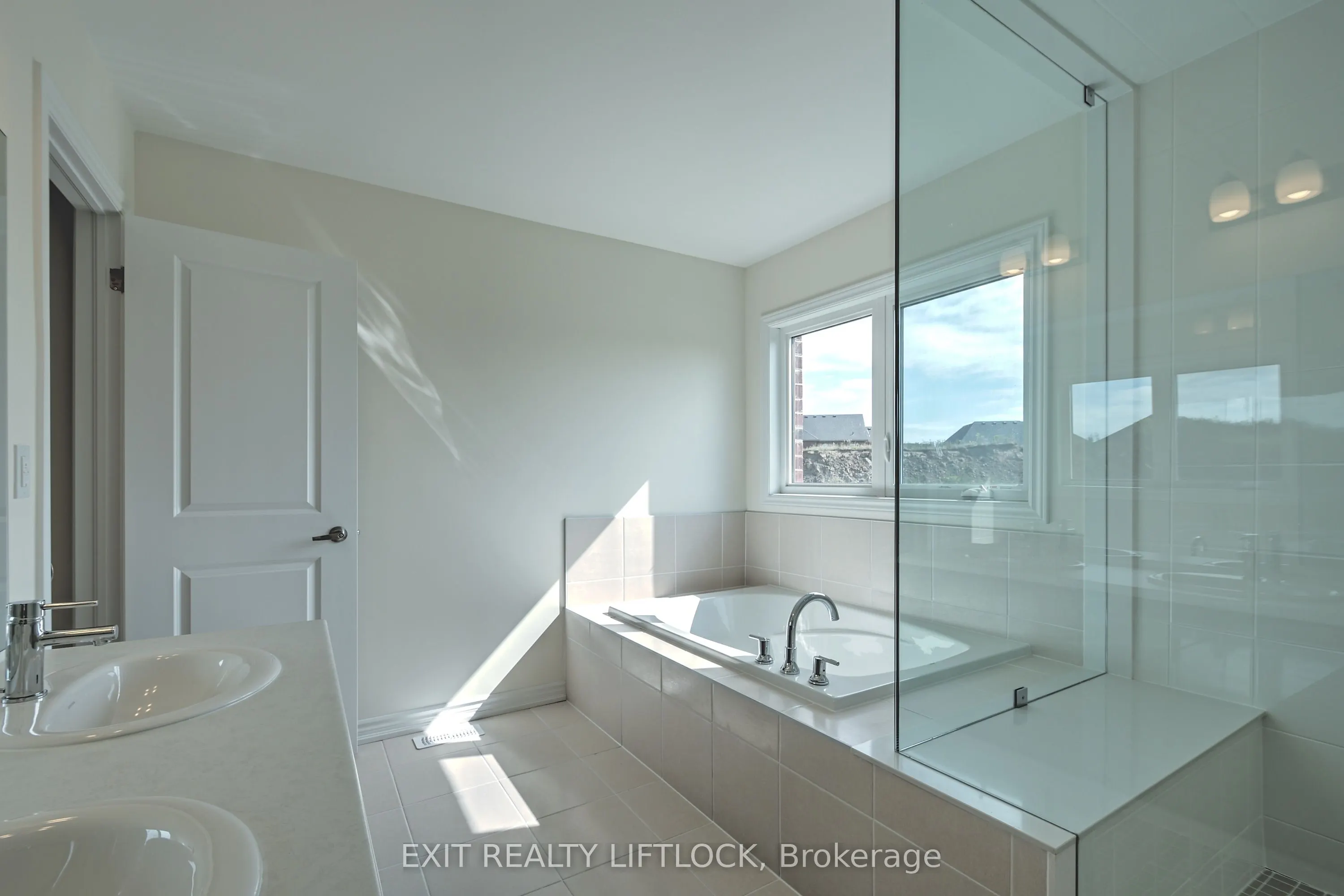 61 Golden Meadows Drive, #61