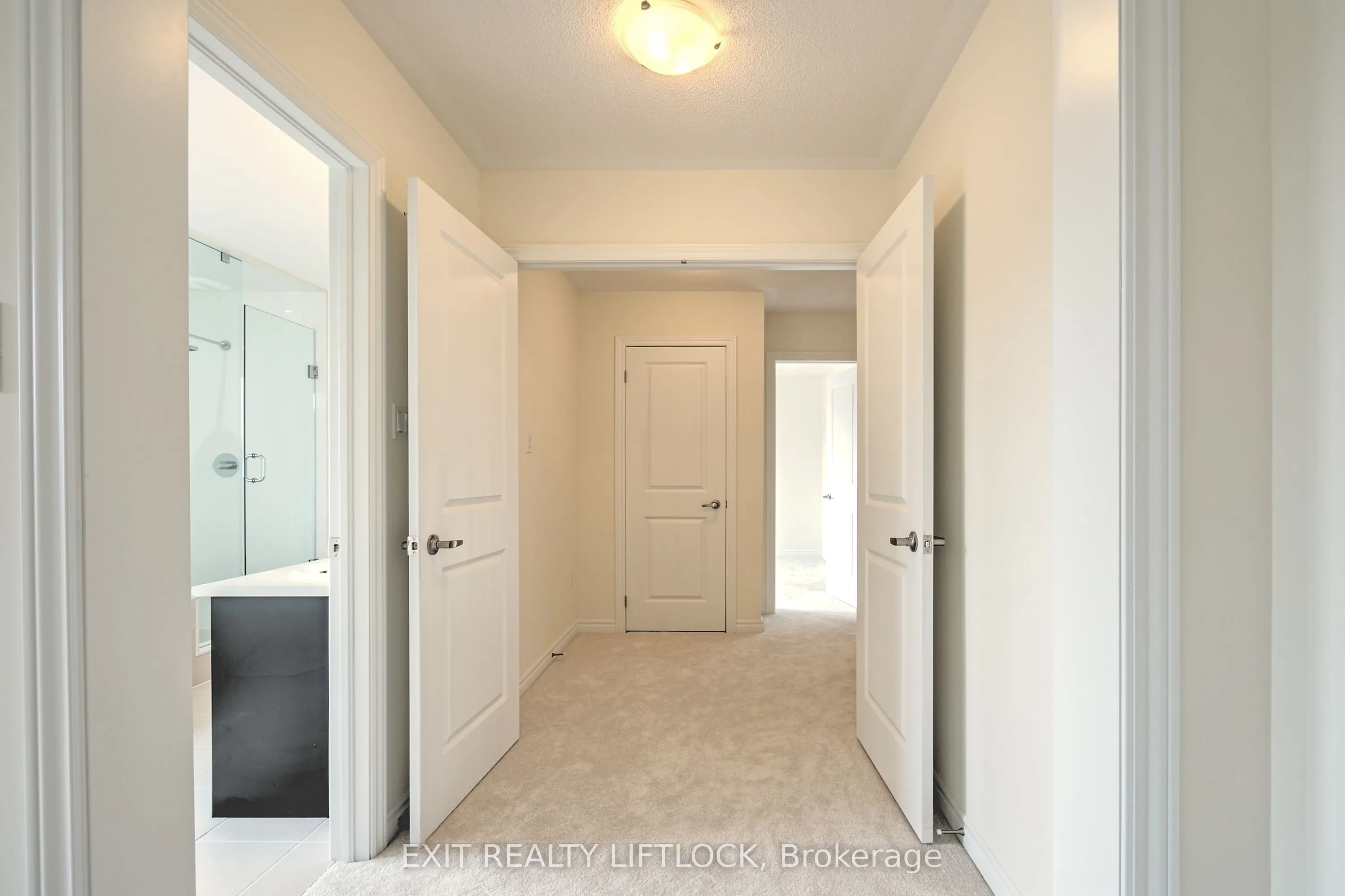 61 Golden Meadows Drive, #61