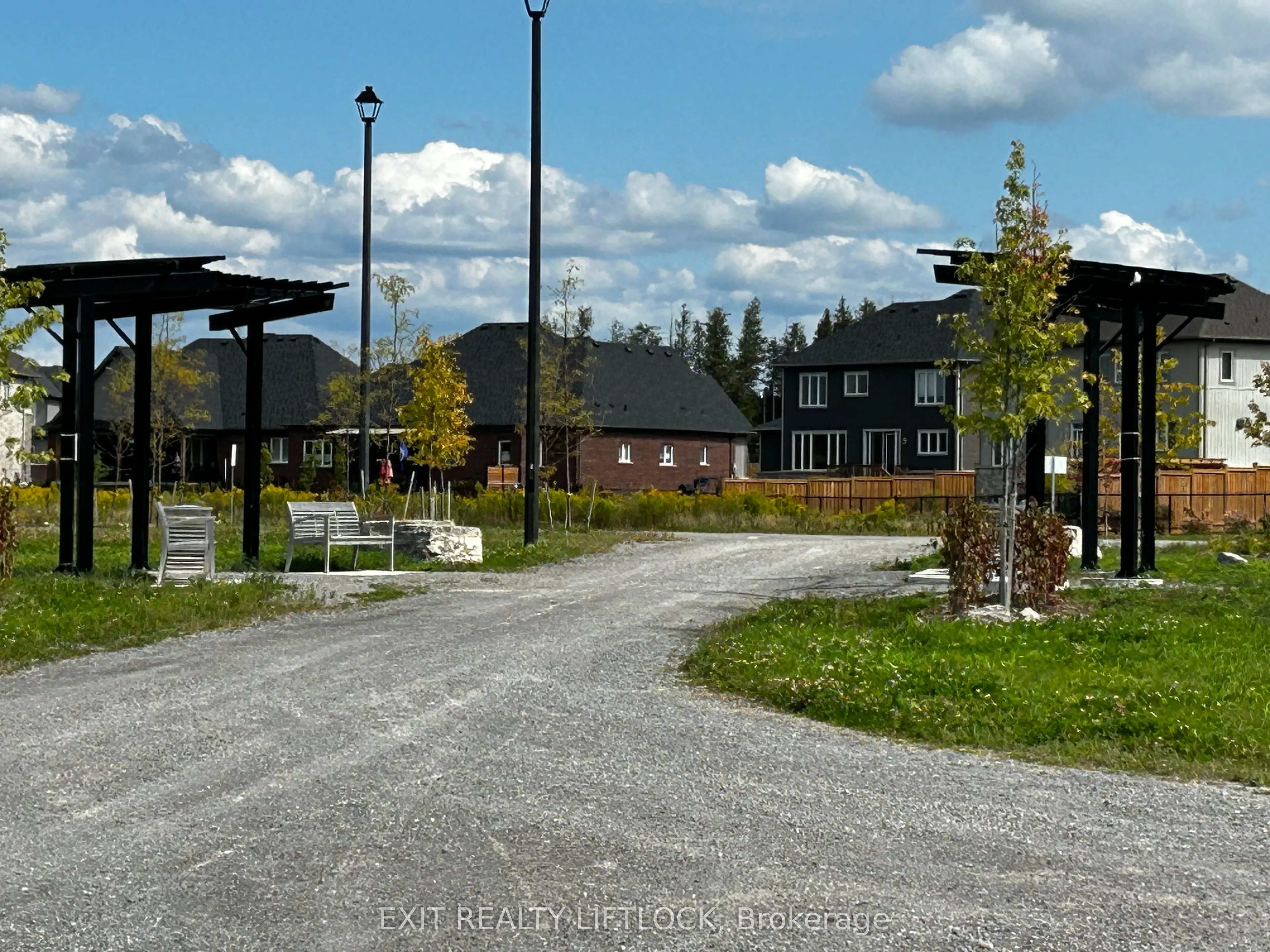 61 Golden Meadows Drive, #61