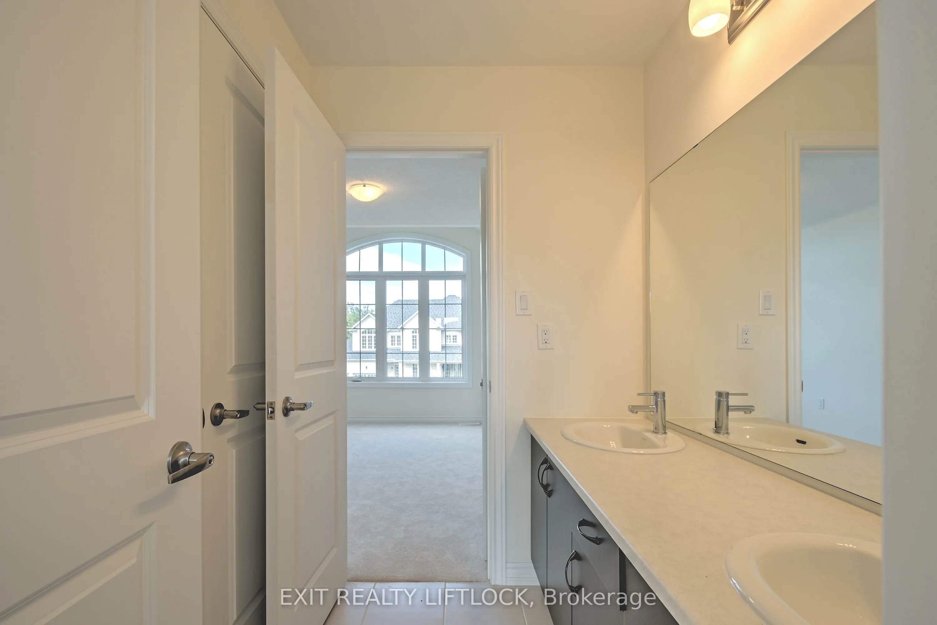 61 Golden Meadows Drive, #61