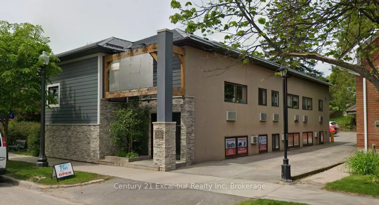 431 St Andrew Street W, #202