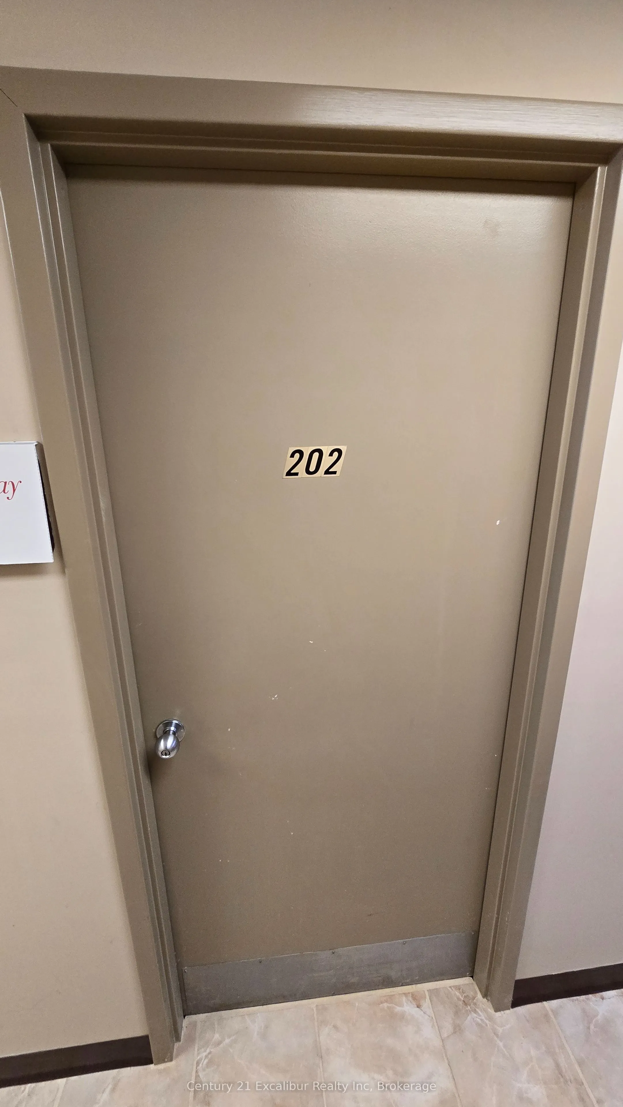 431 St Andrew Street W, #202