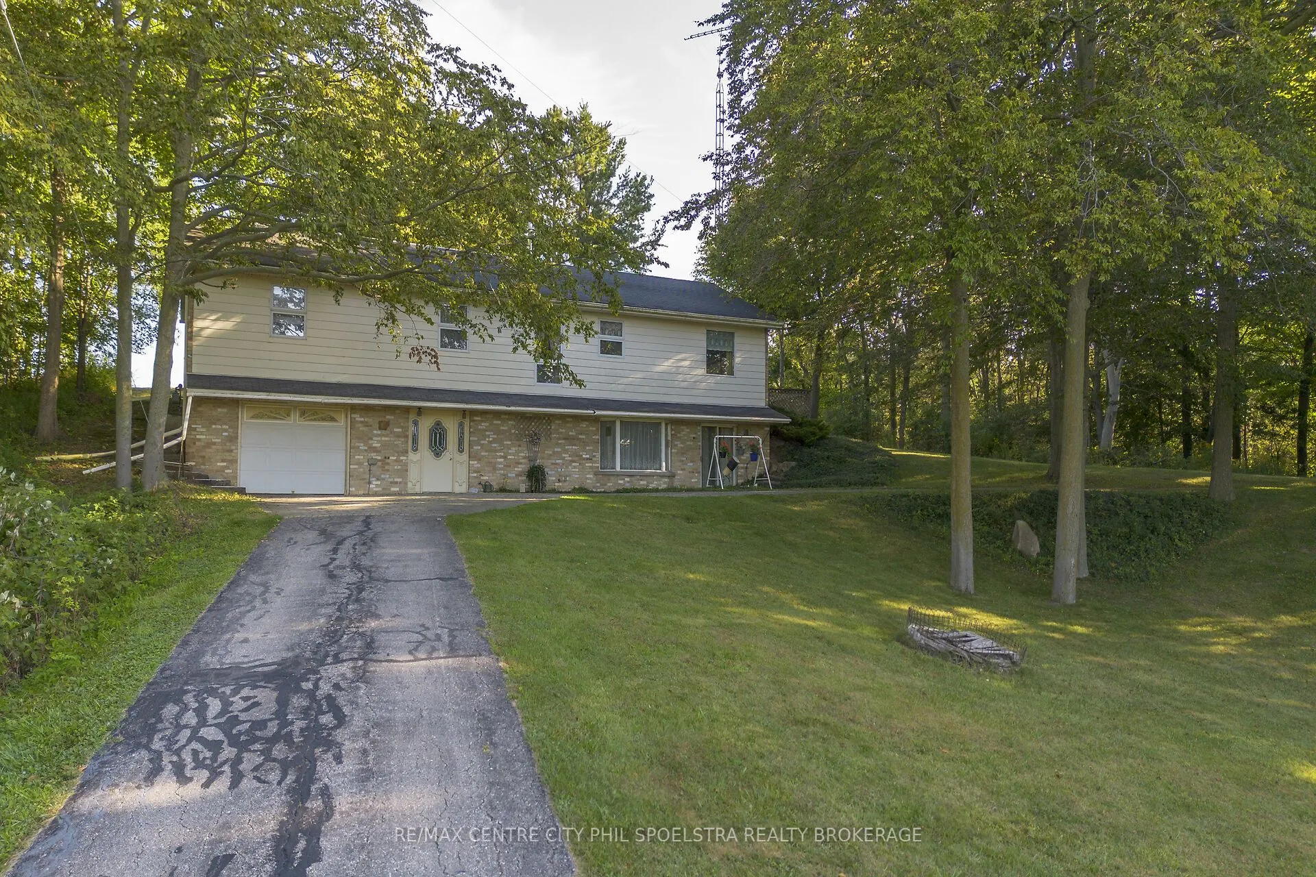 4514 Cromarty Drive