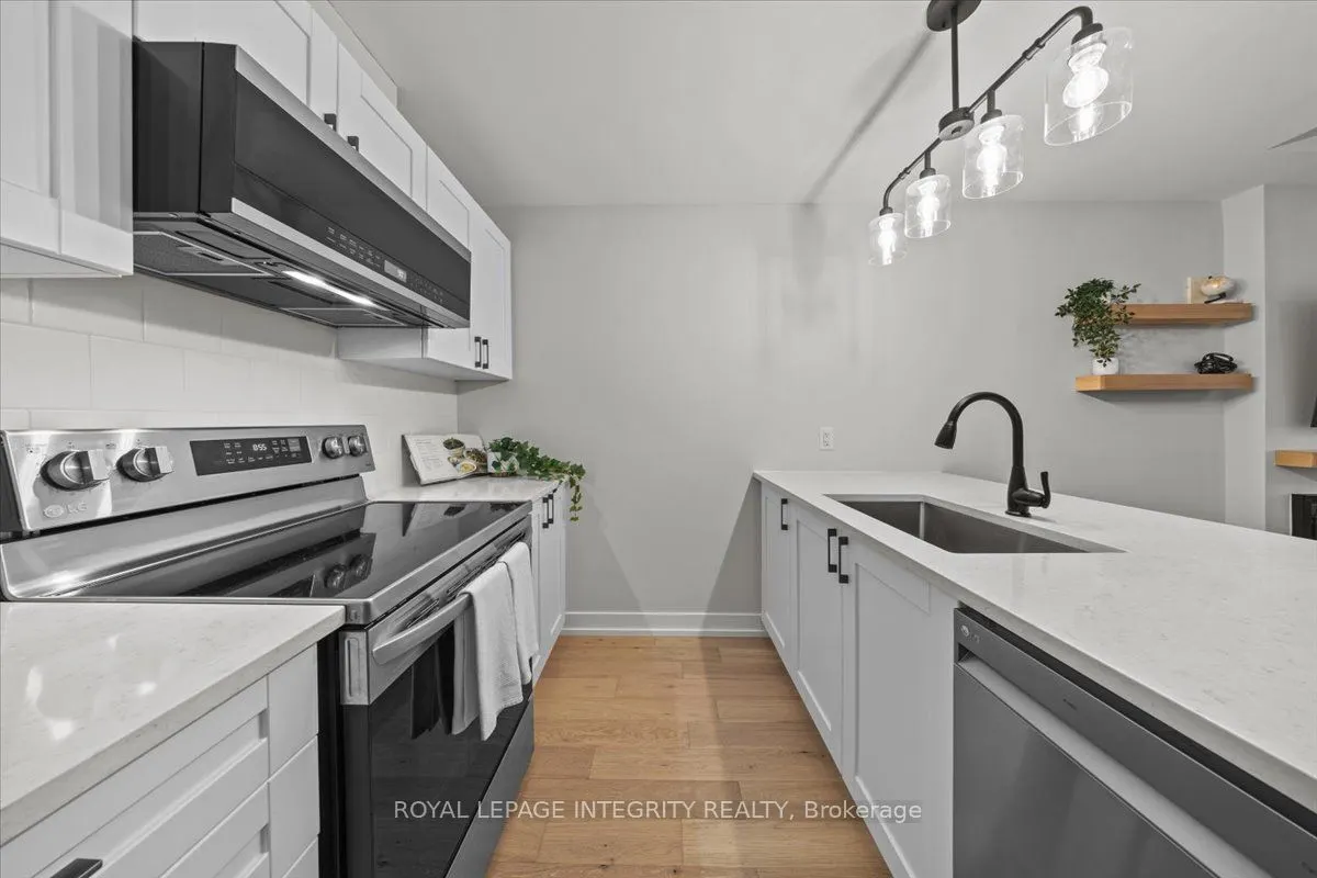 705 Chromite Private, #705