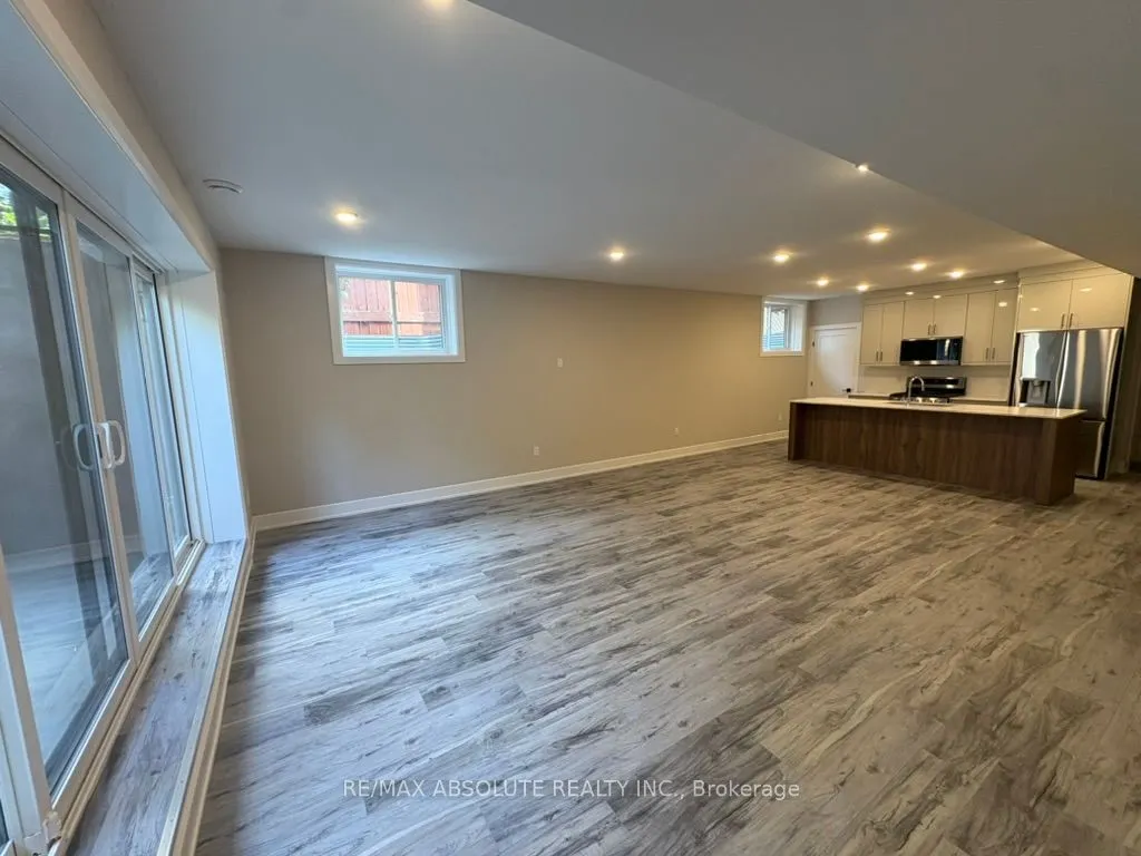 615 Parkview Road, #4
