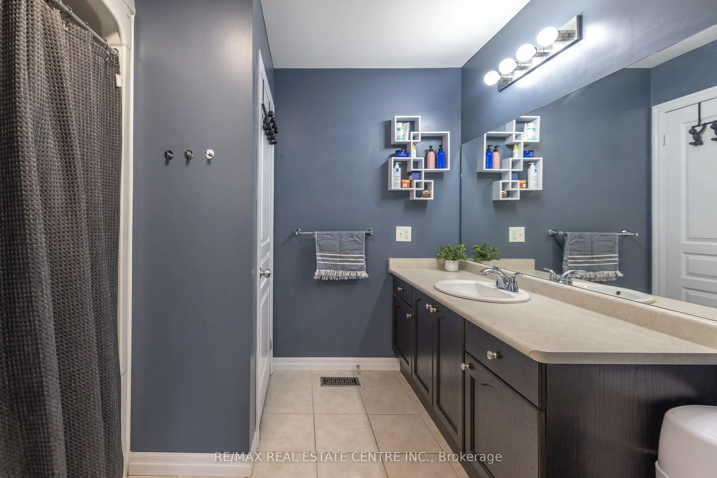 105 Pinnacle Drive, #94