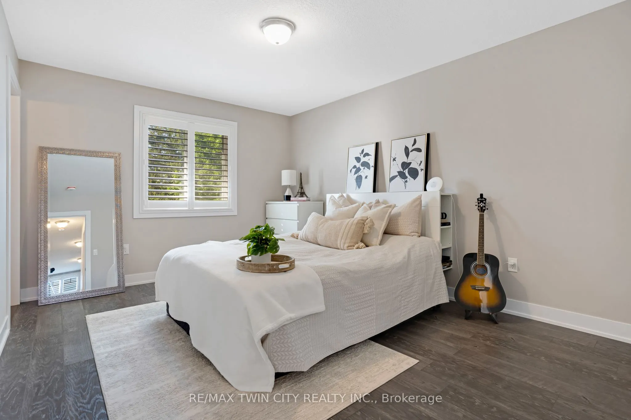 138 Jacob Street E