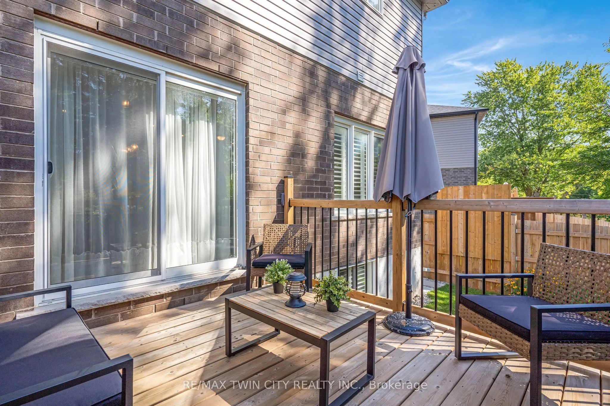 138 Jacob Street E
