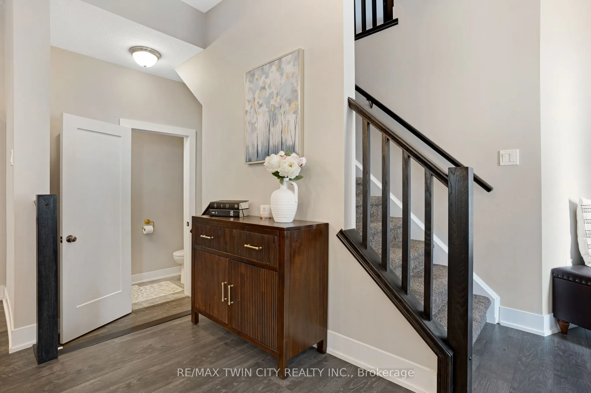 138 Jacob Street E