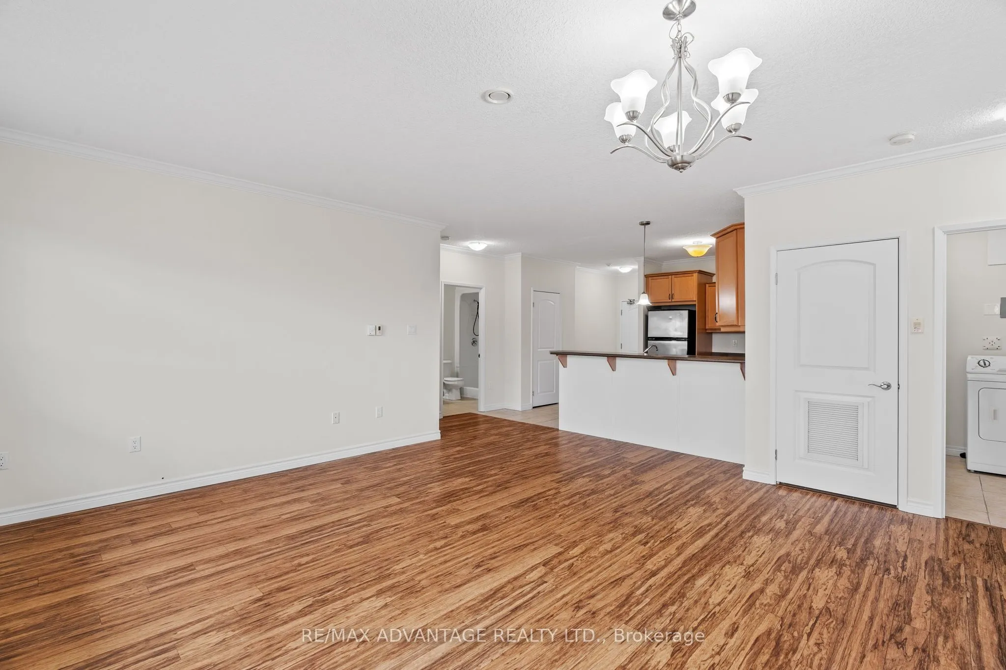 435 Colborne Street, #301