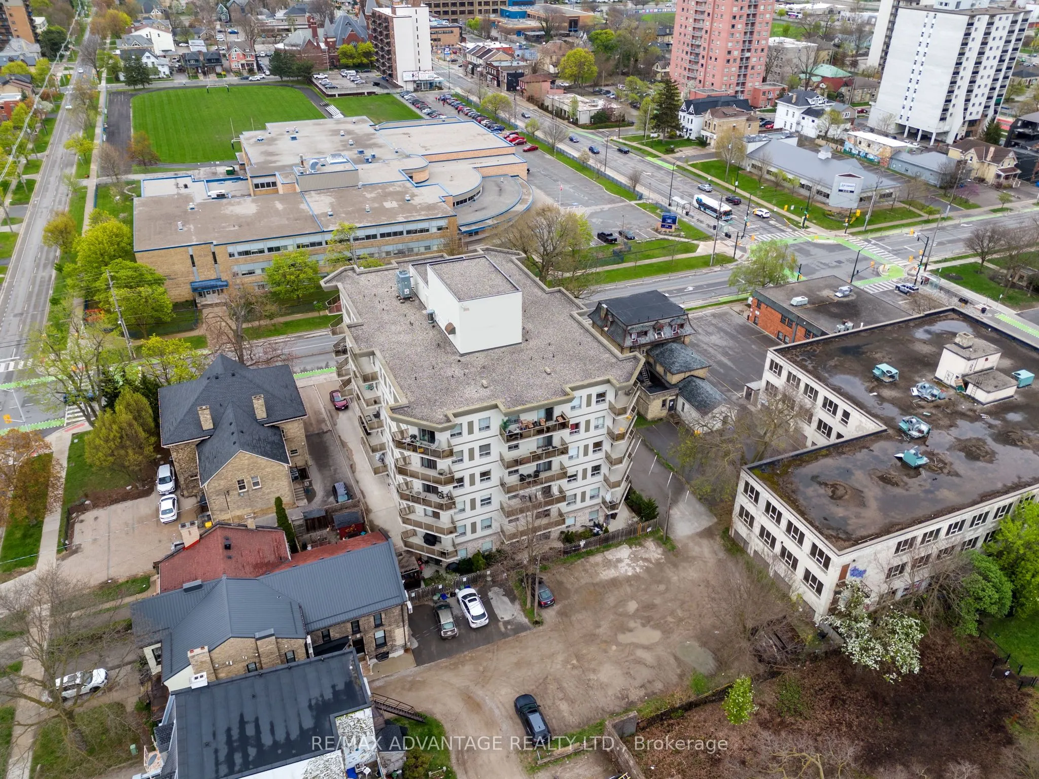 435 Colborne Street, #301
