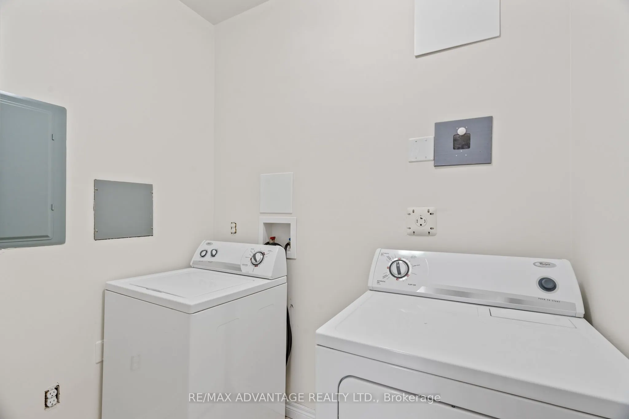 435 Colborne Street, #301