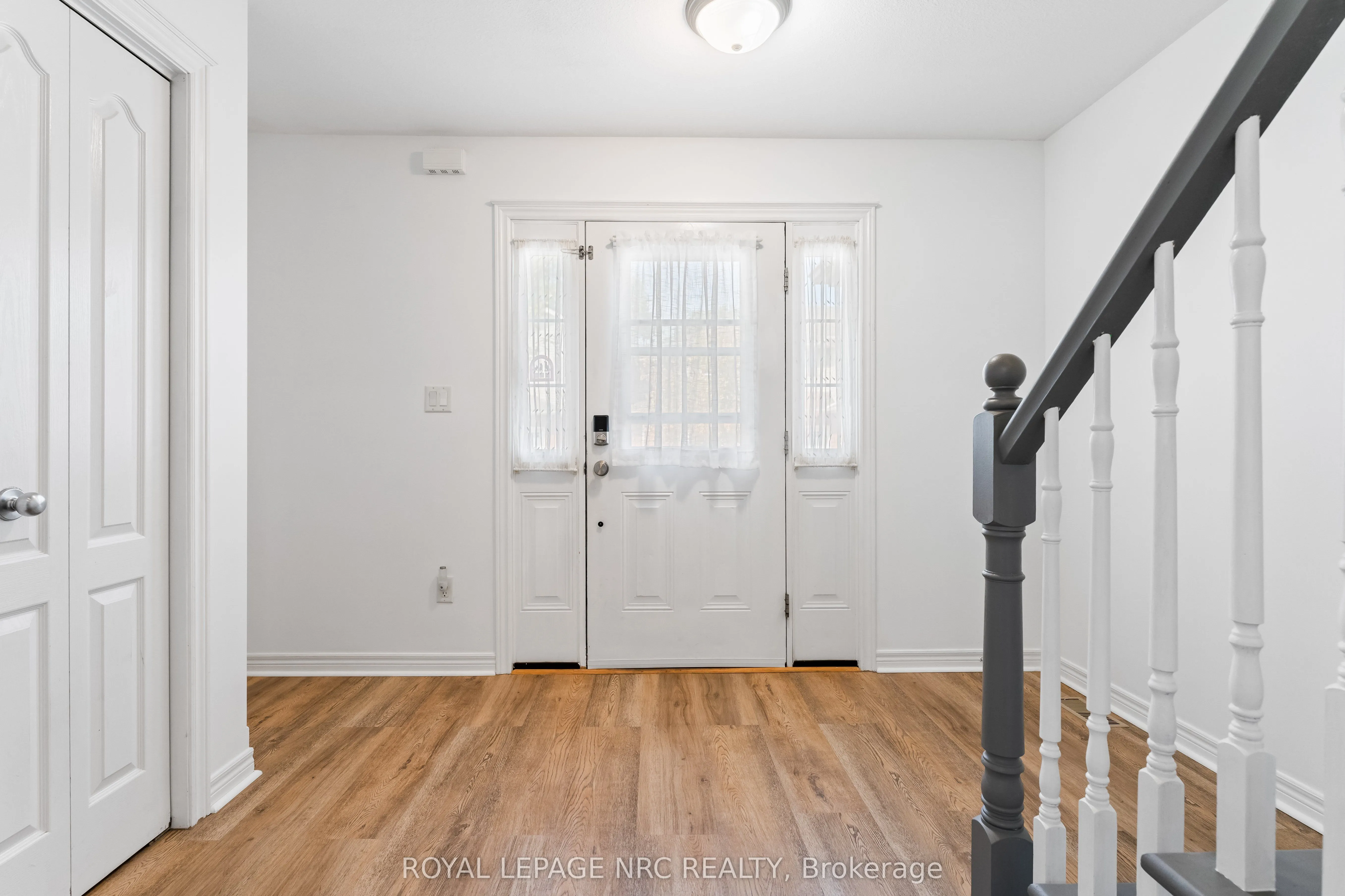 124 College Street, #7