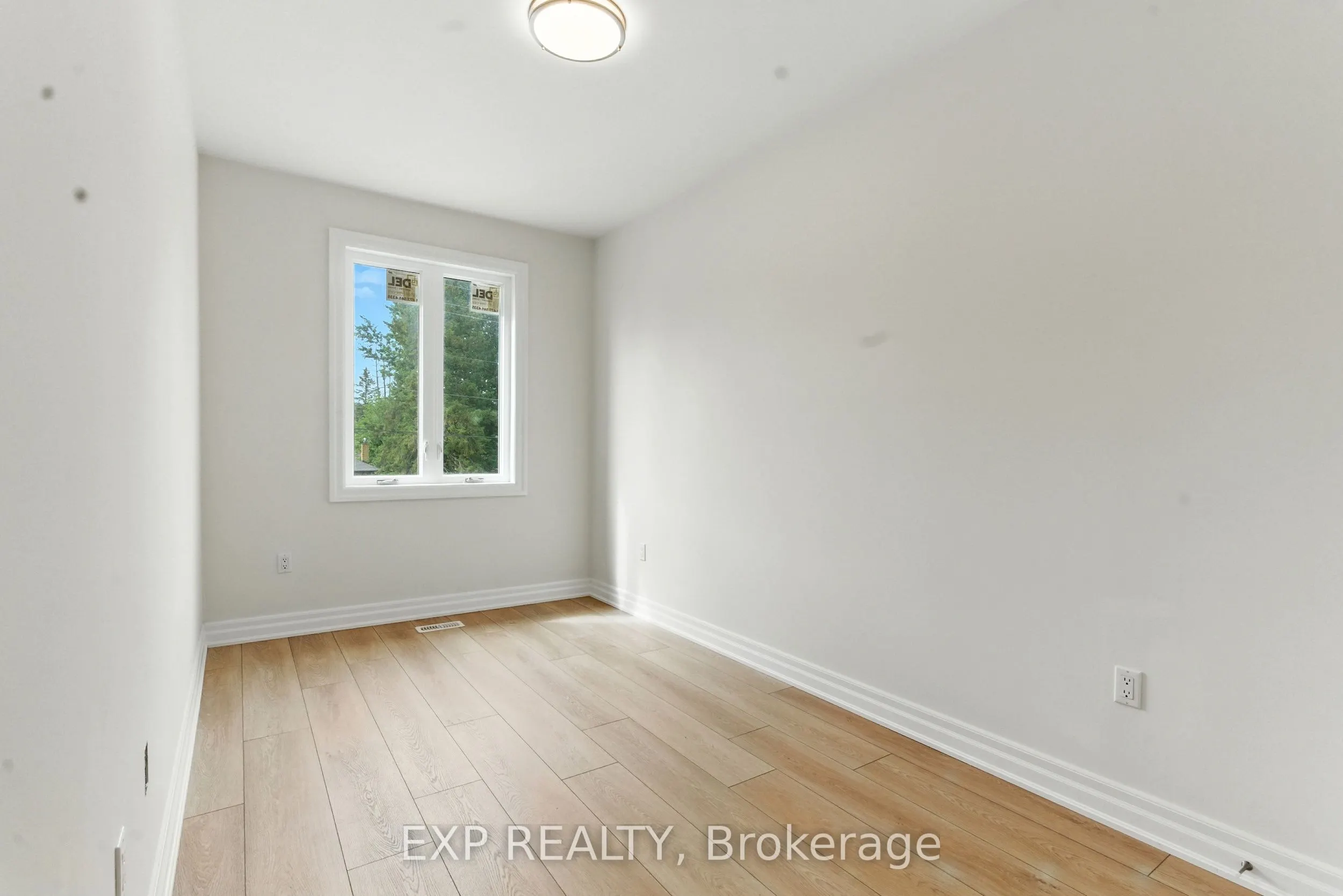 116 Forks Road E