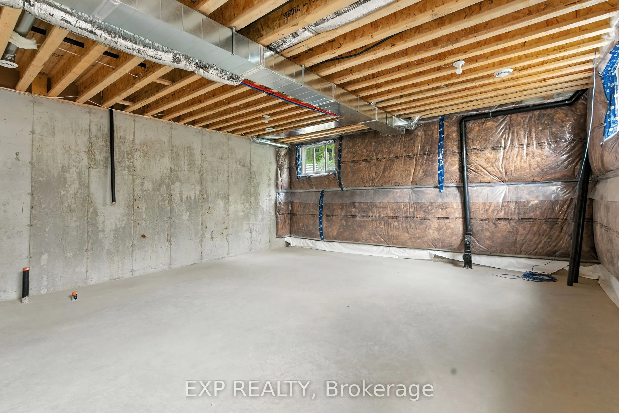 116 Forks Road E