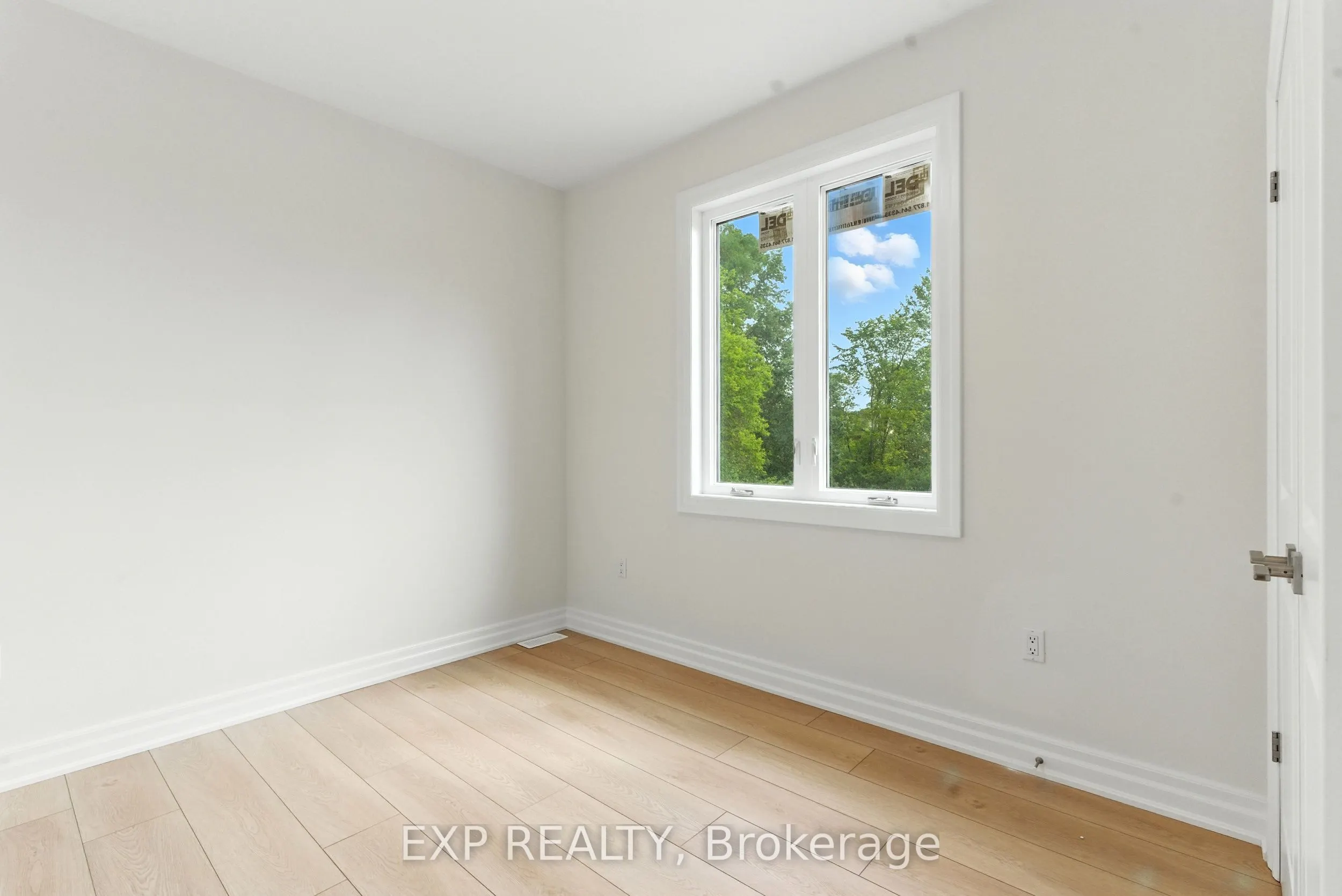 116 Forks Road E