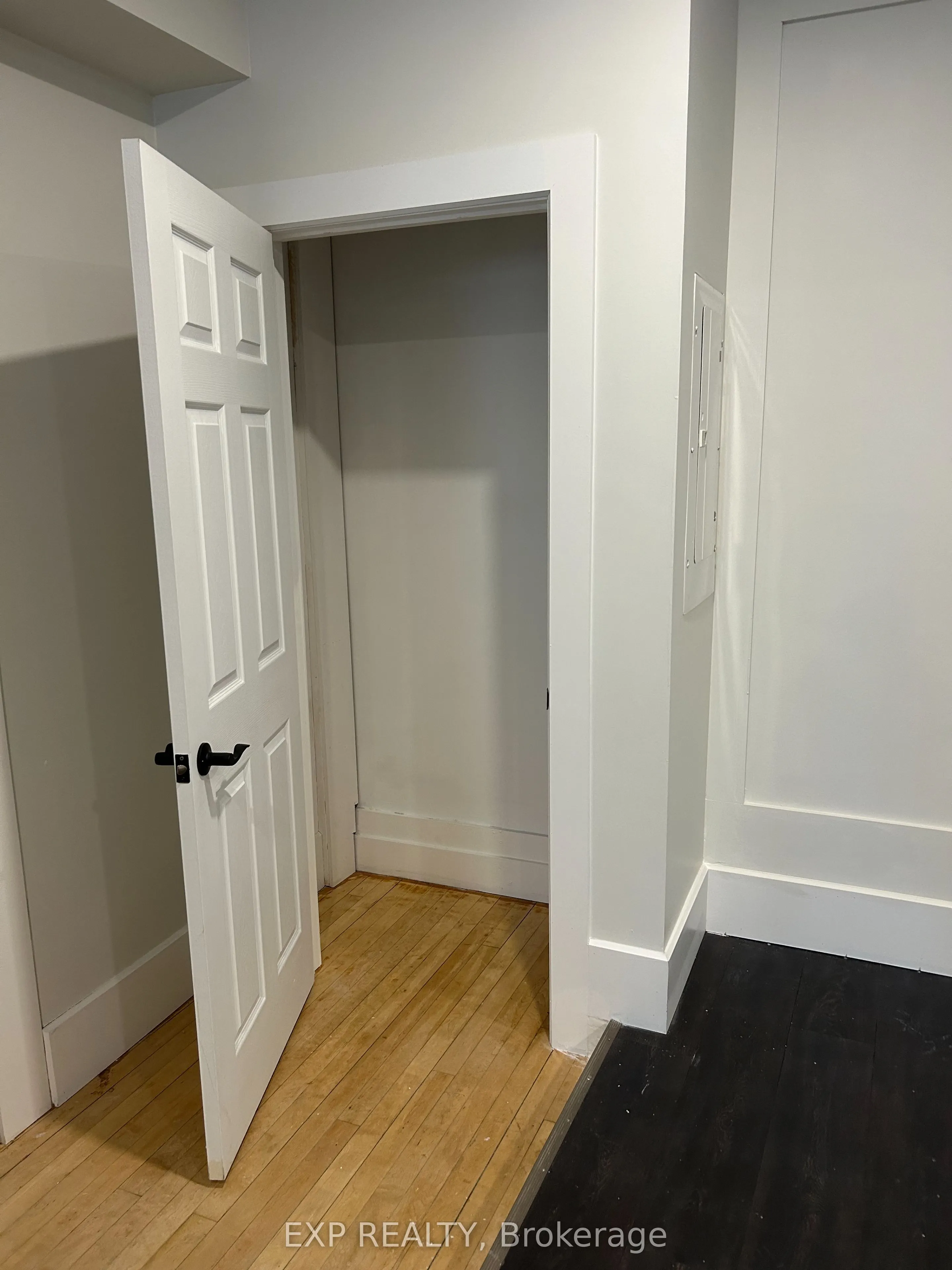 316 Front Street, #1