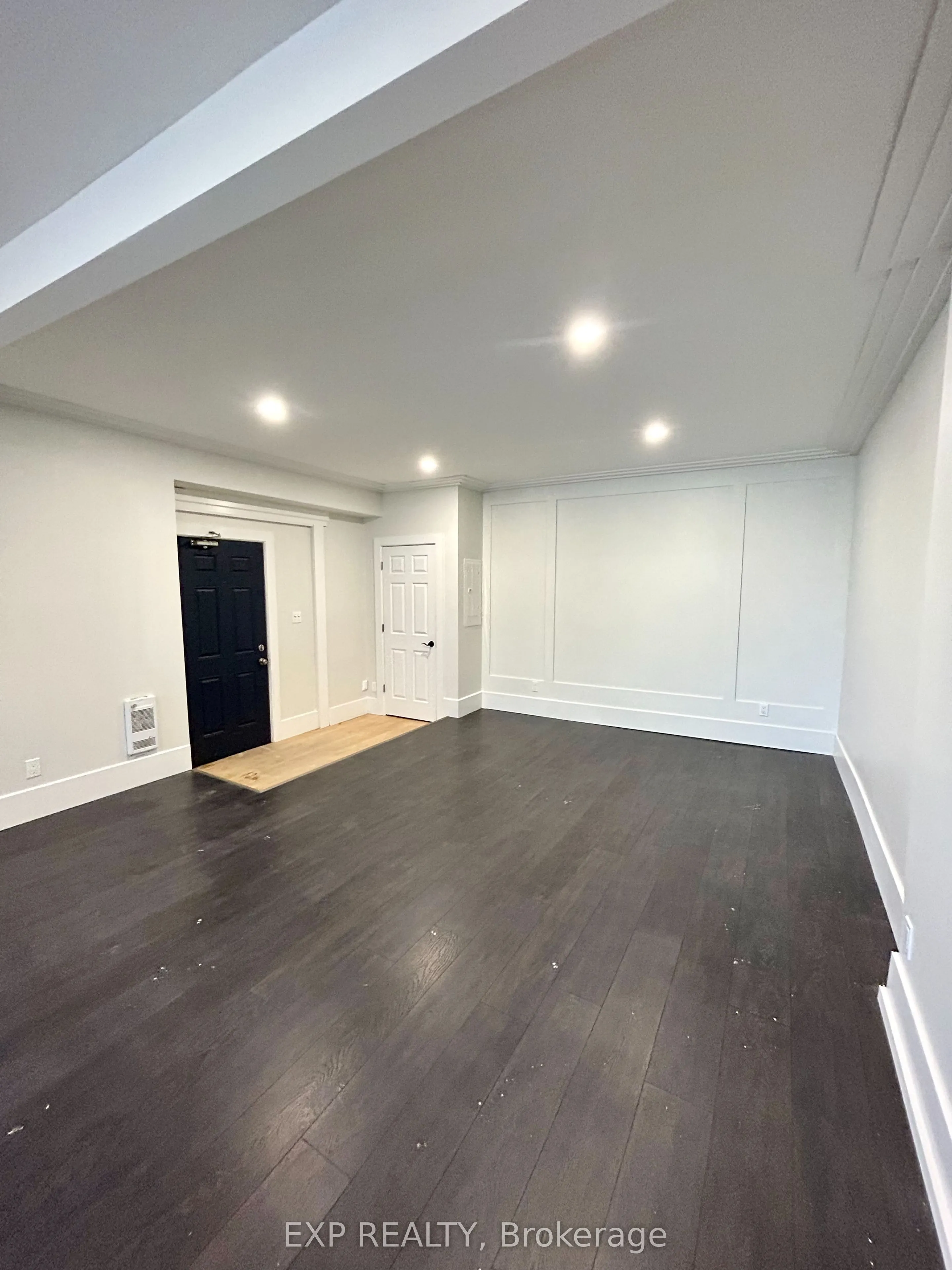 316 Front Street, #1
