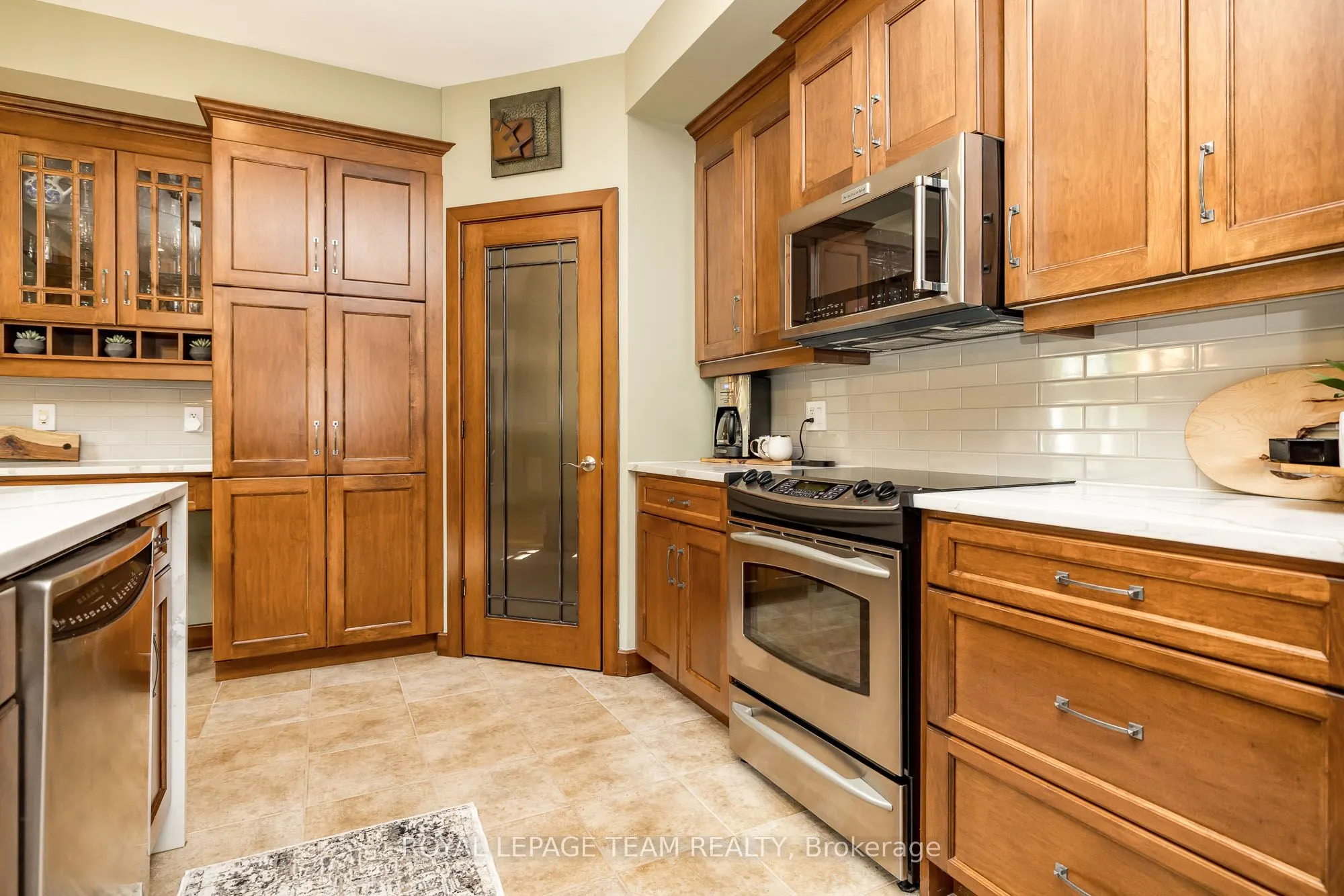 19 Turtle Point Private