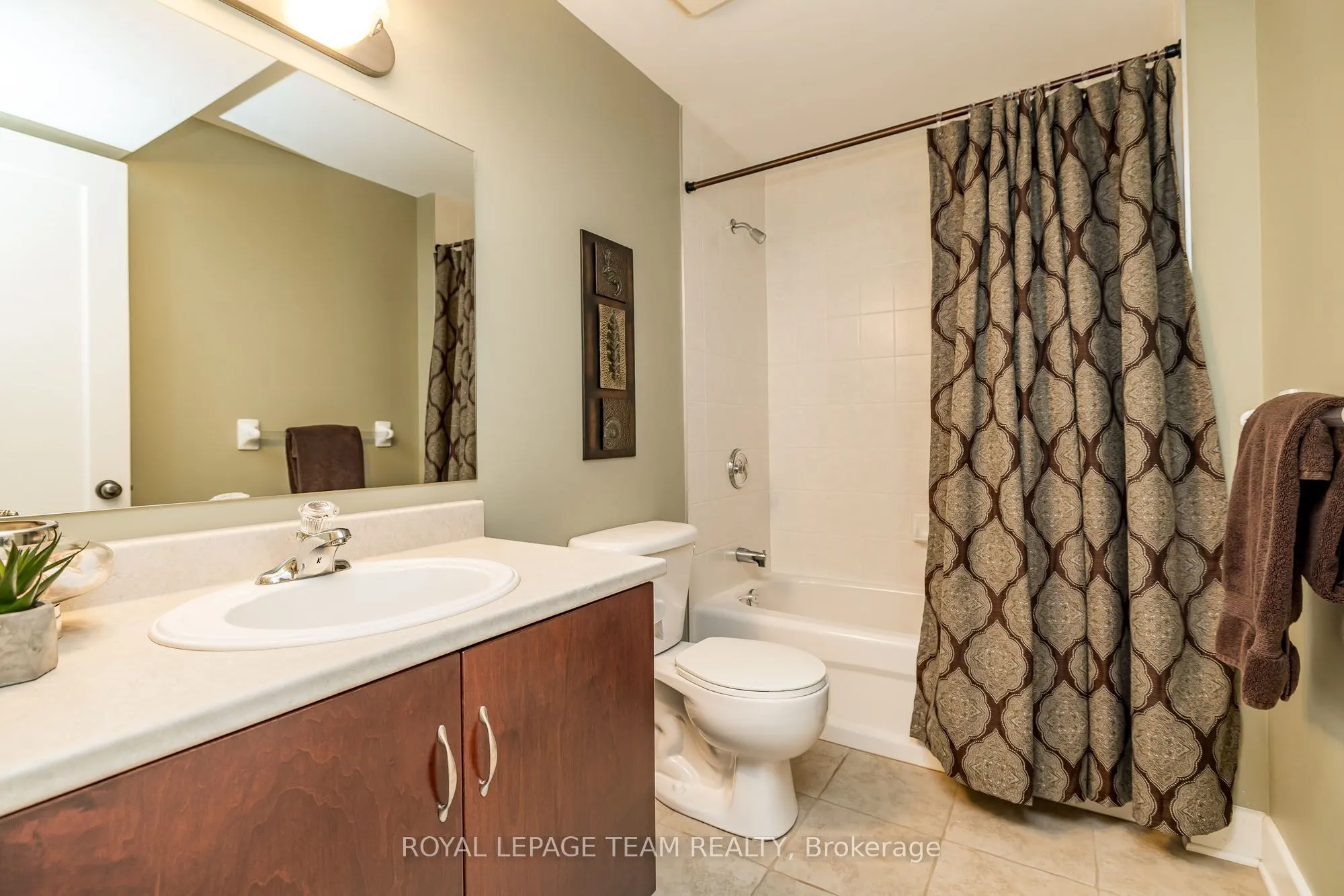 19 Turtle Point Private