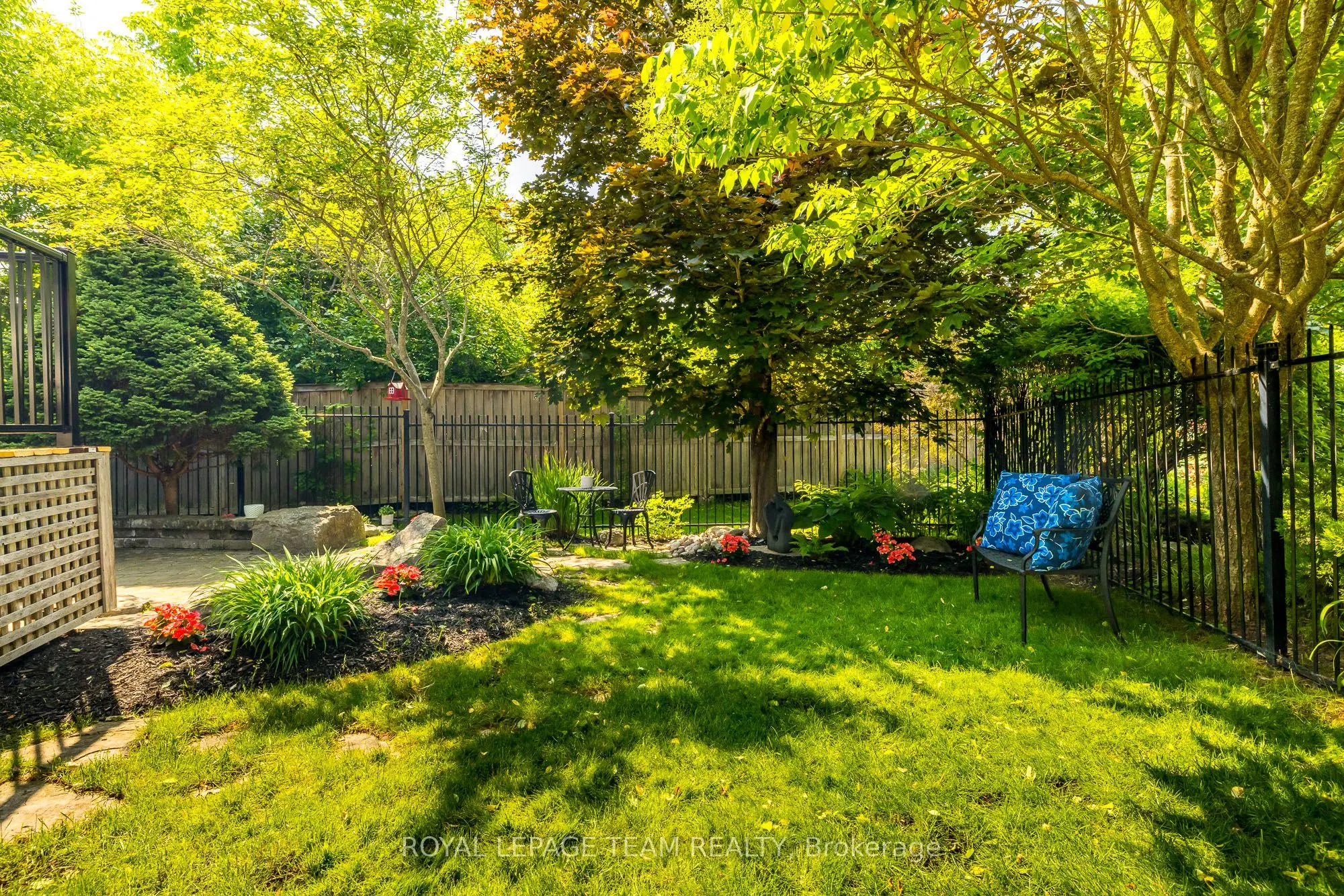 19 Turtle Point Private