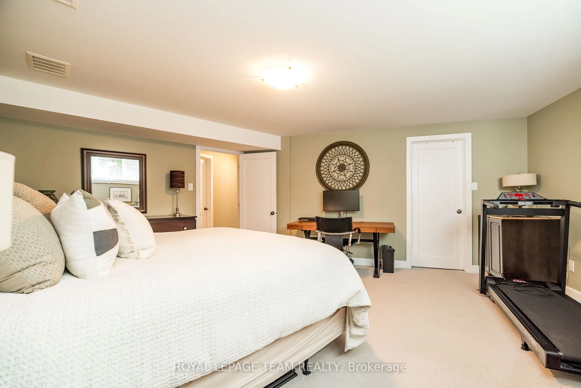 19 Turtle Point Private