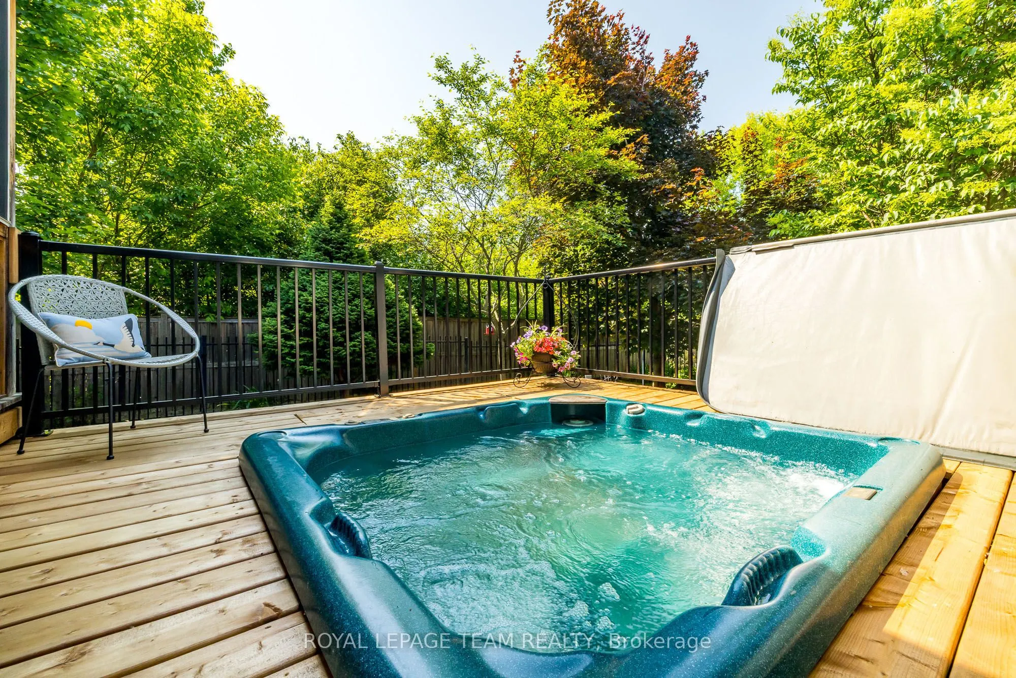 19 Turtle Point Private