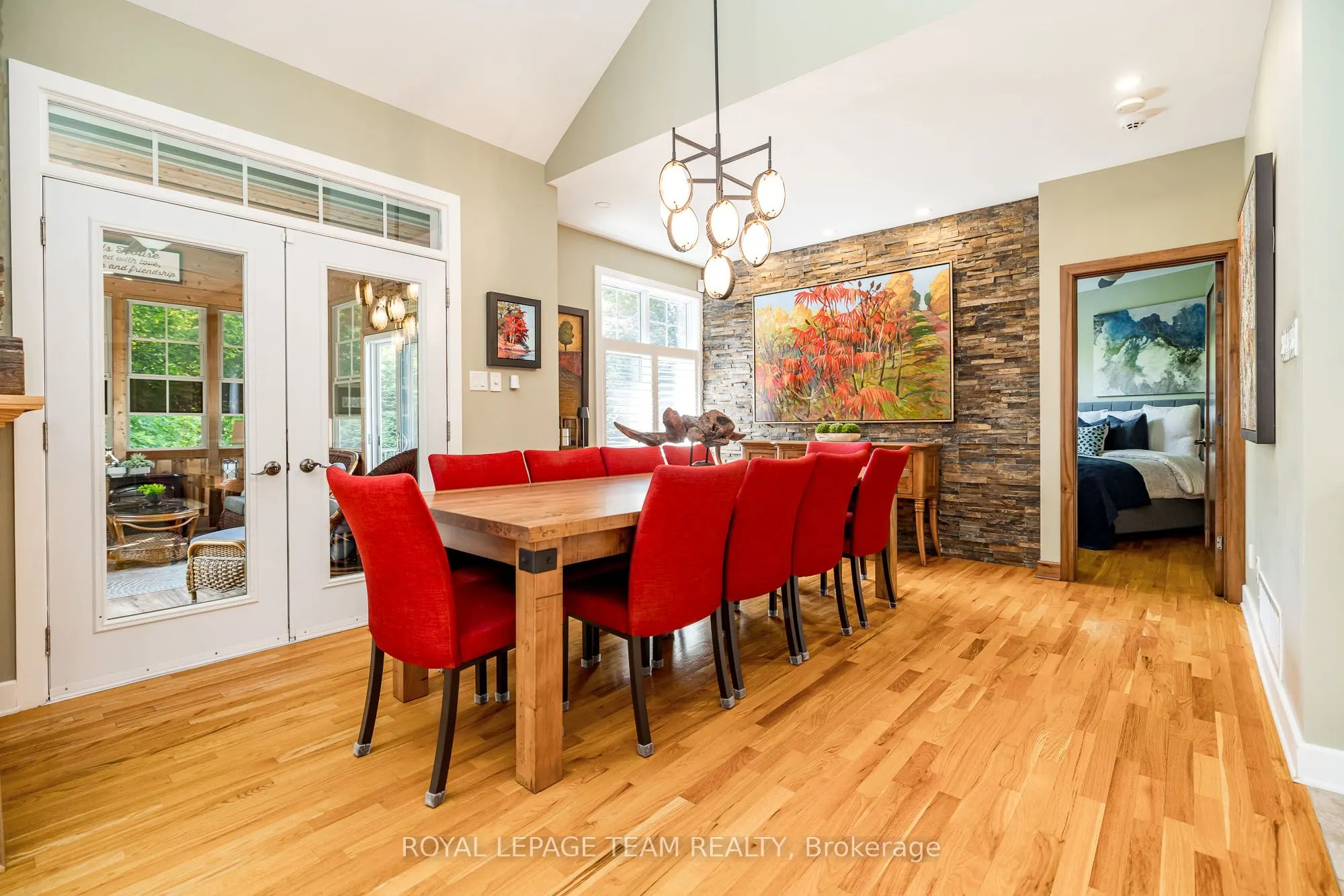 19 Turtle Point Private