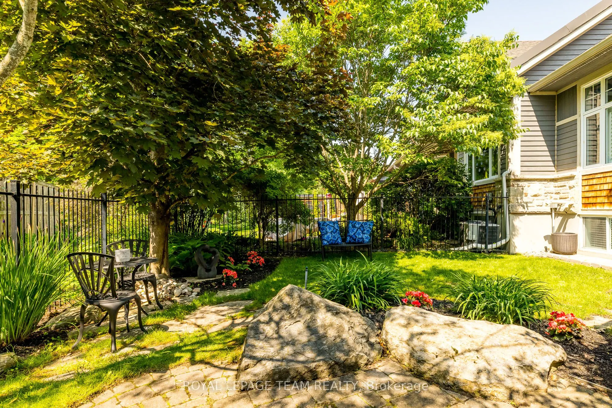19 Turtle Point Private