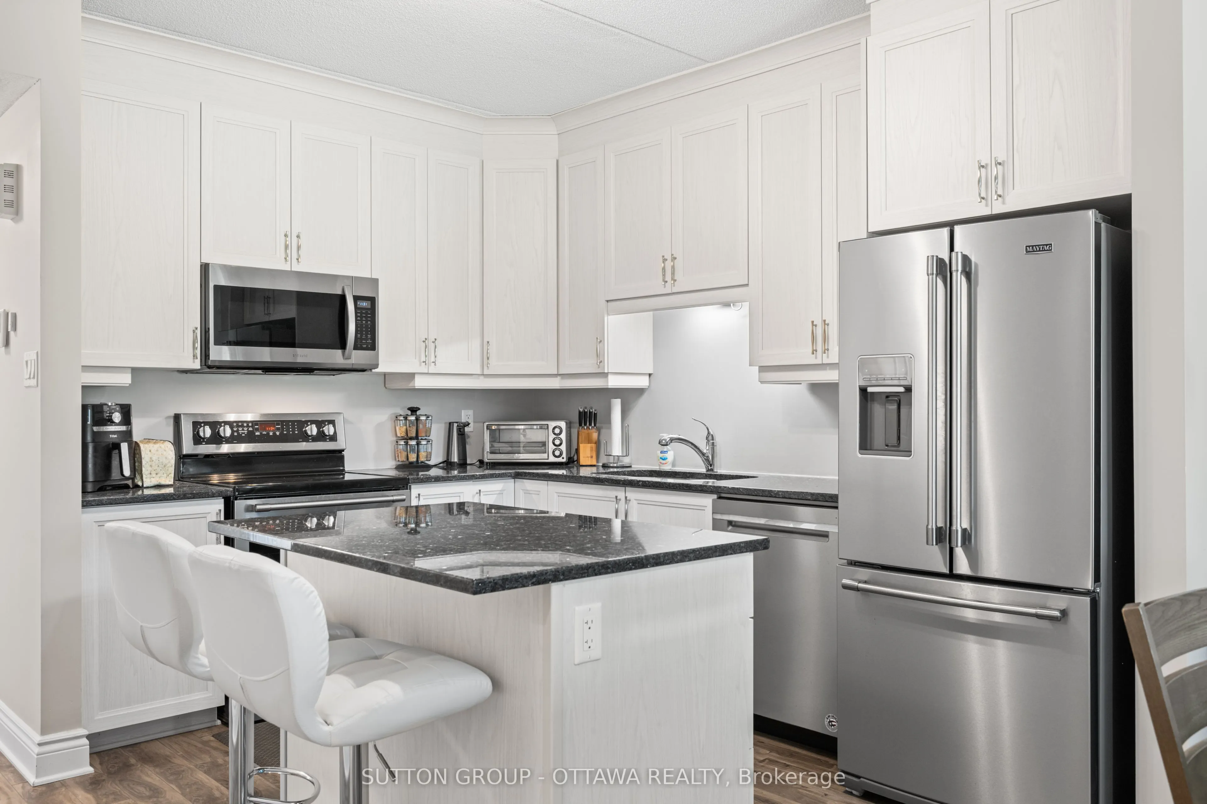 302 Masters Lane, #165