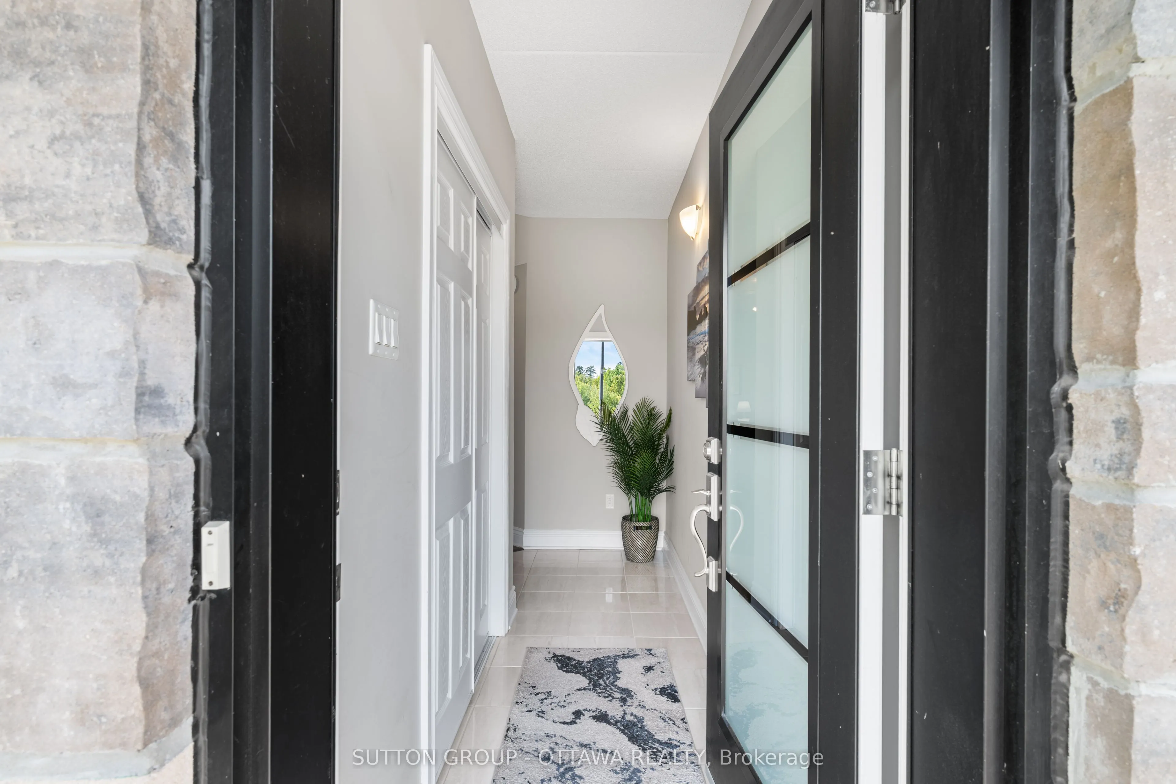 302 Masters Lane, #165