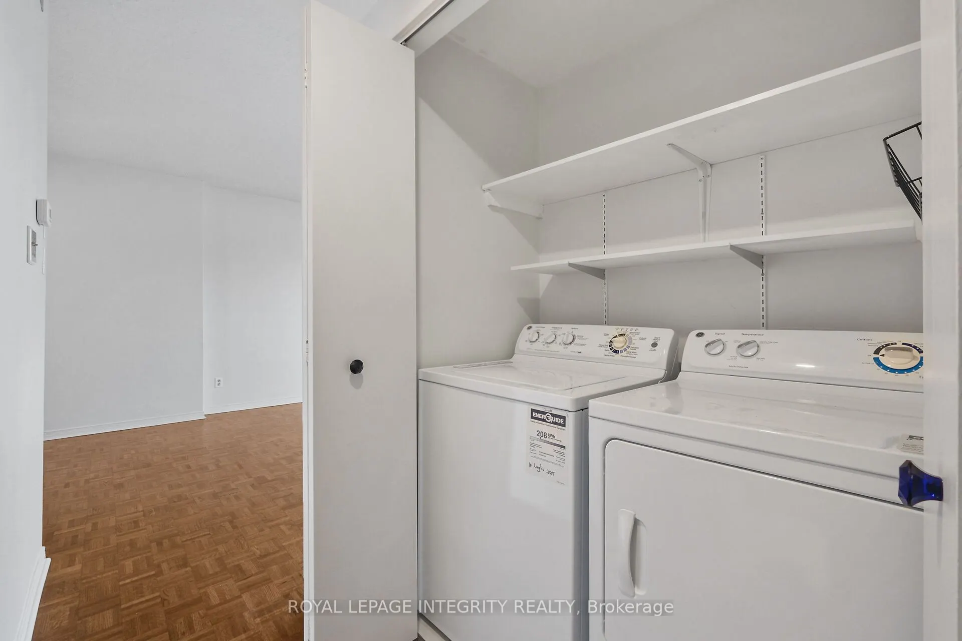556 Laurier Avenue W, #601