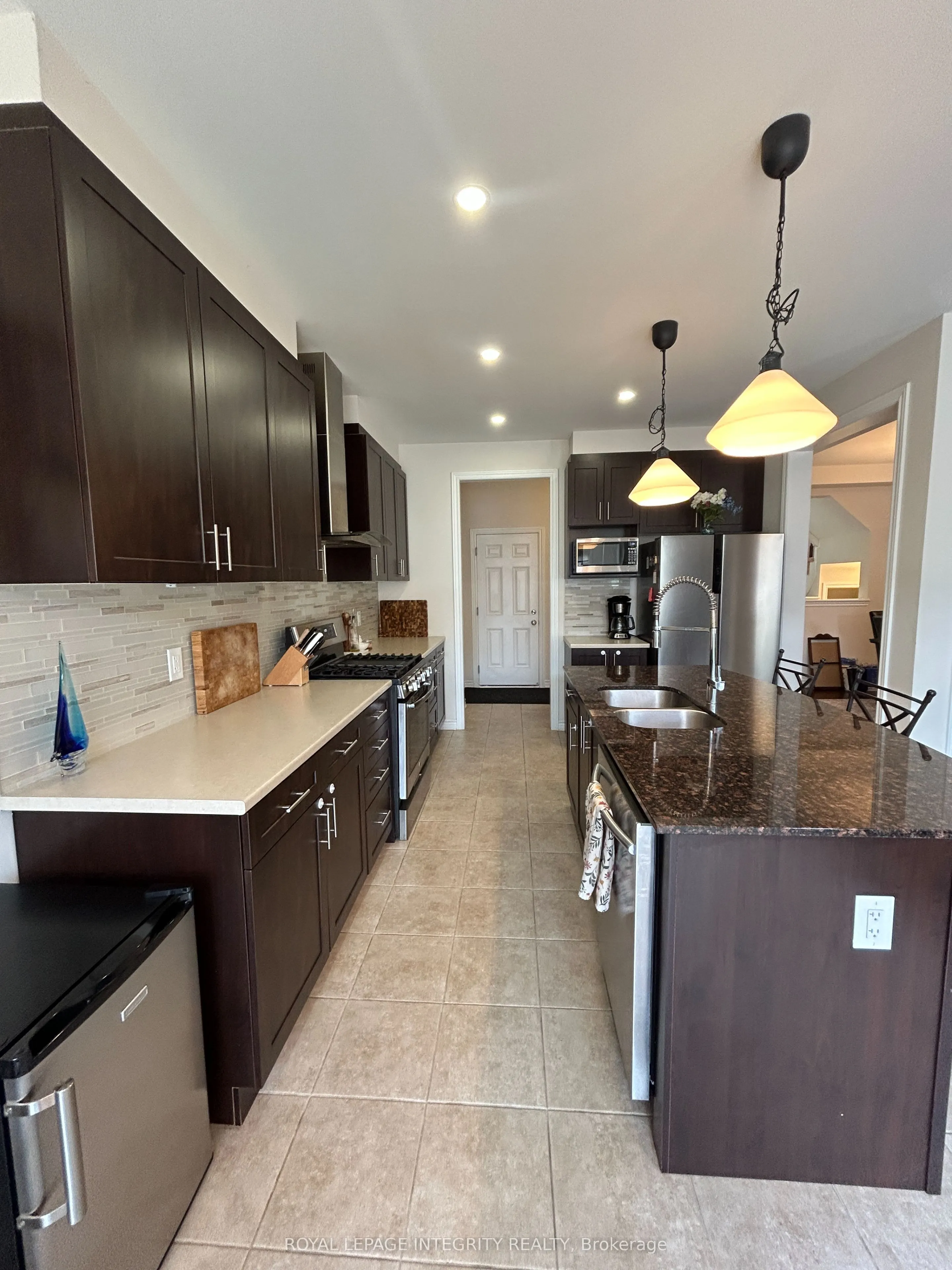 345 ROUNCEY Road