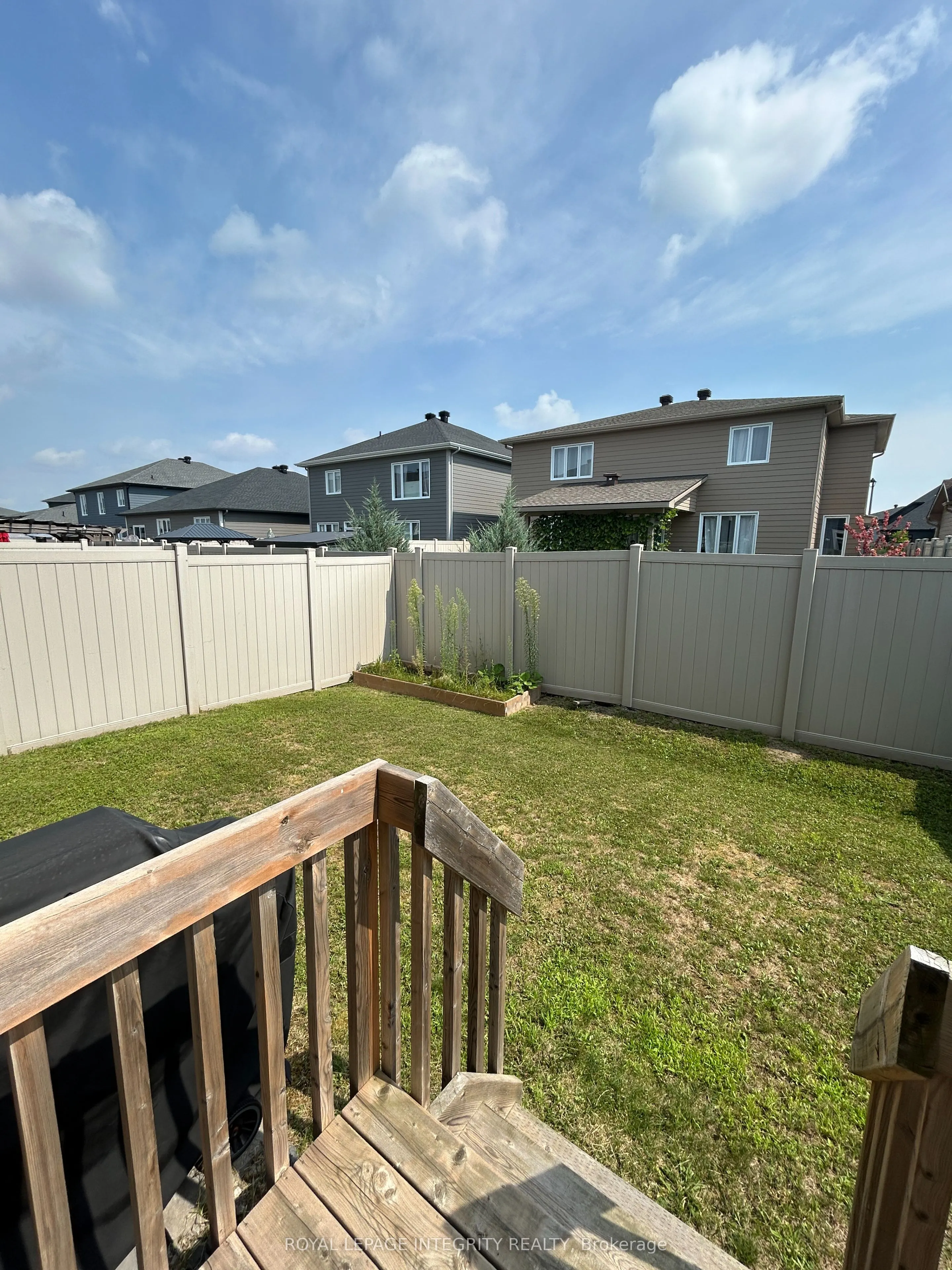 345 ROUNCEY Road