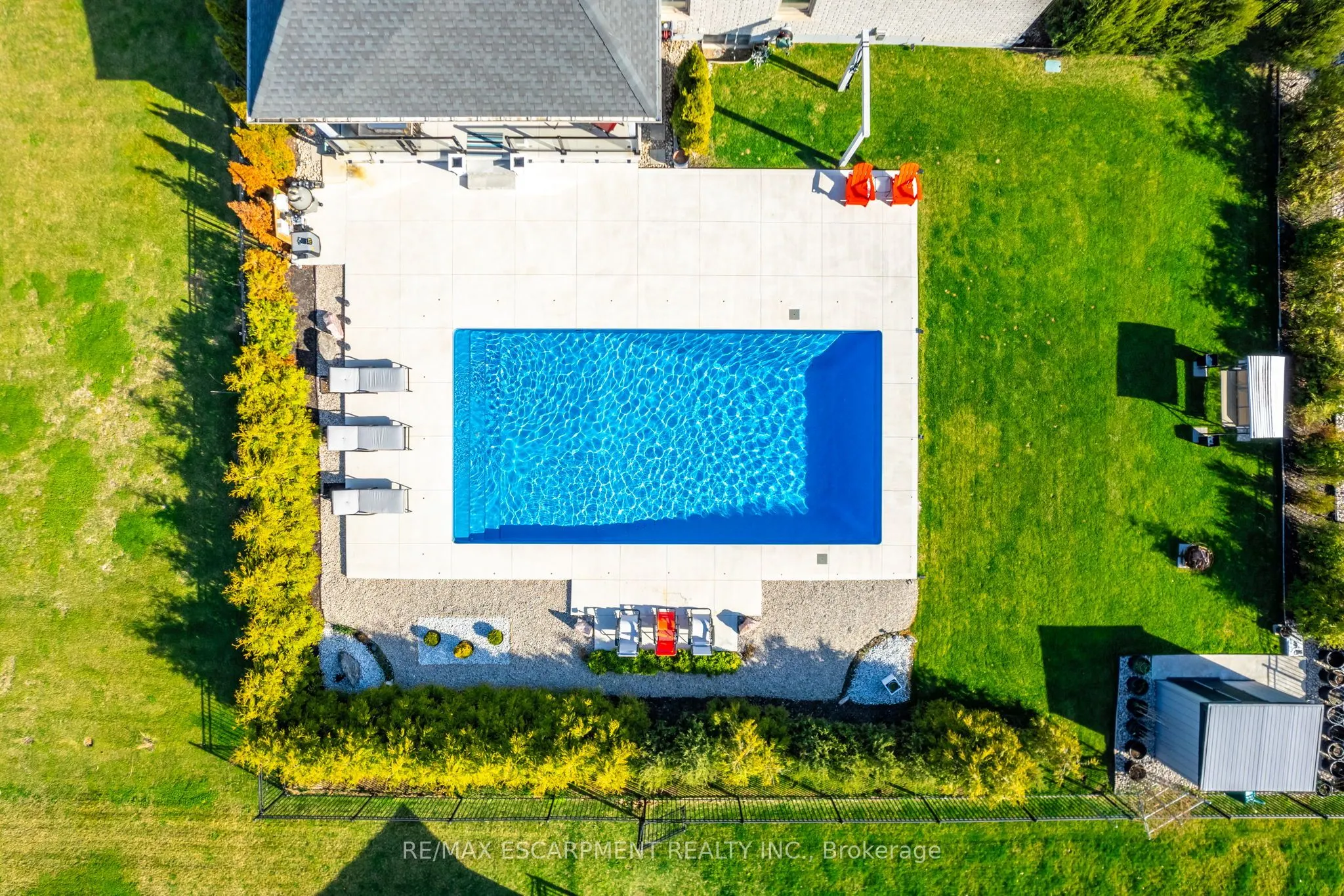 10 Harper Boulevard