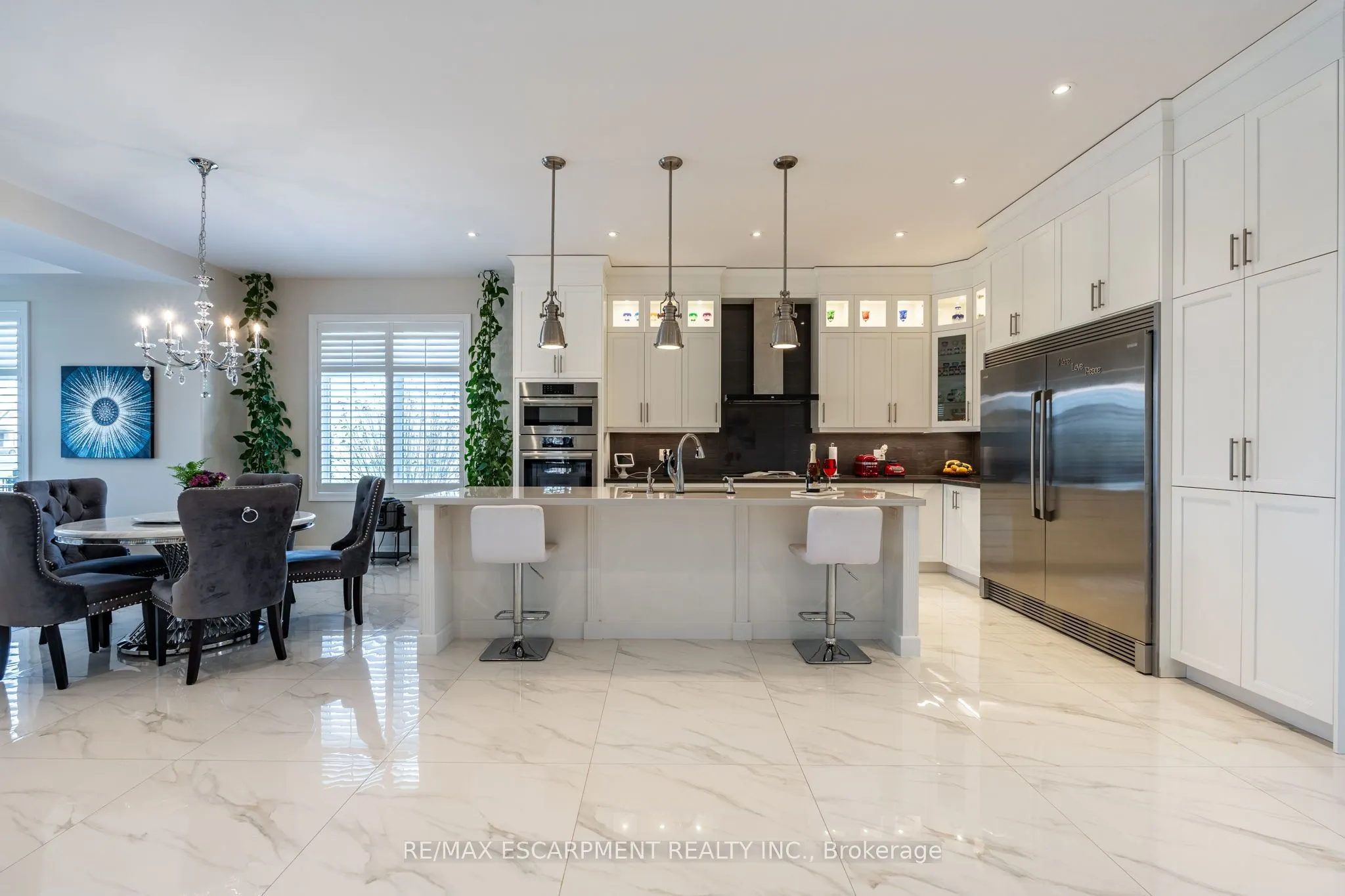 10 Harper Boulevard
