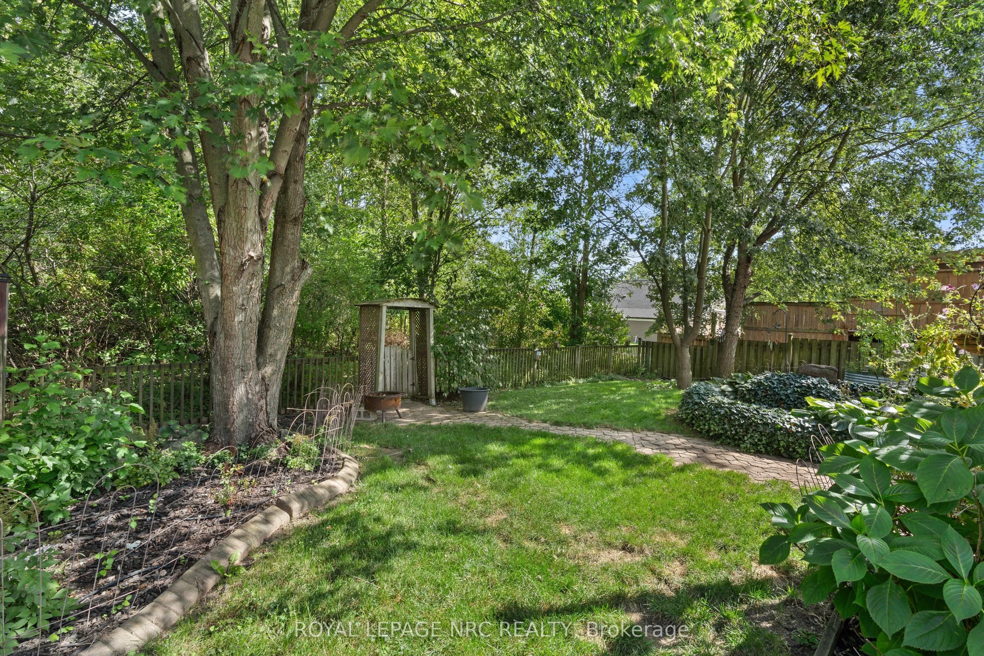 52 Thorold Avenue