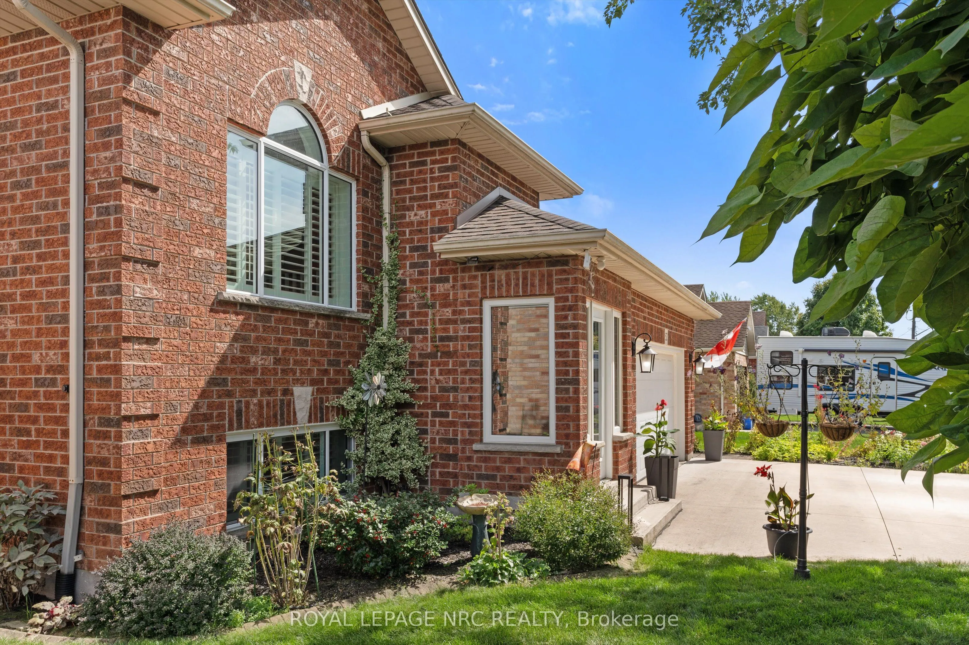 52 Thorold Avenue