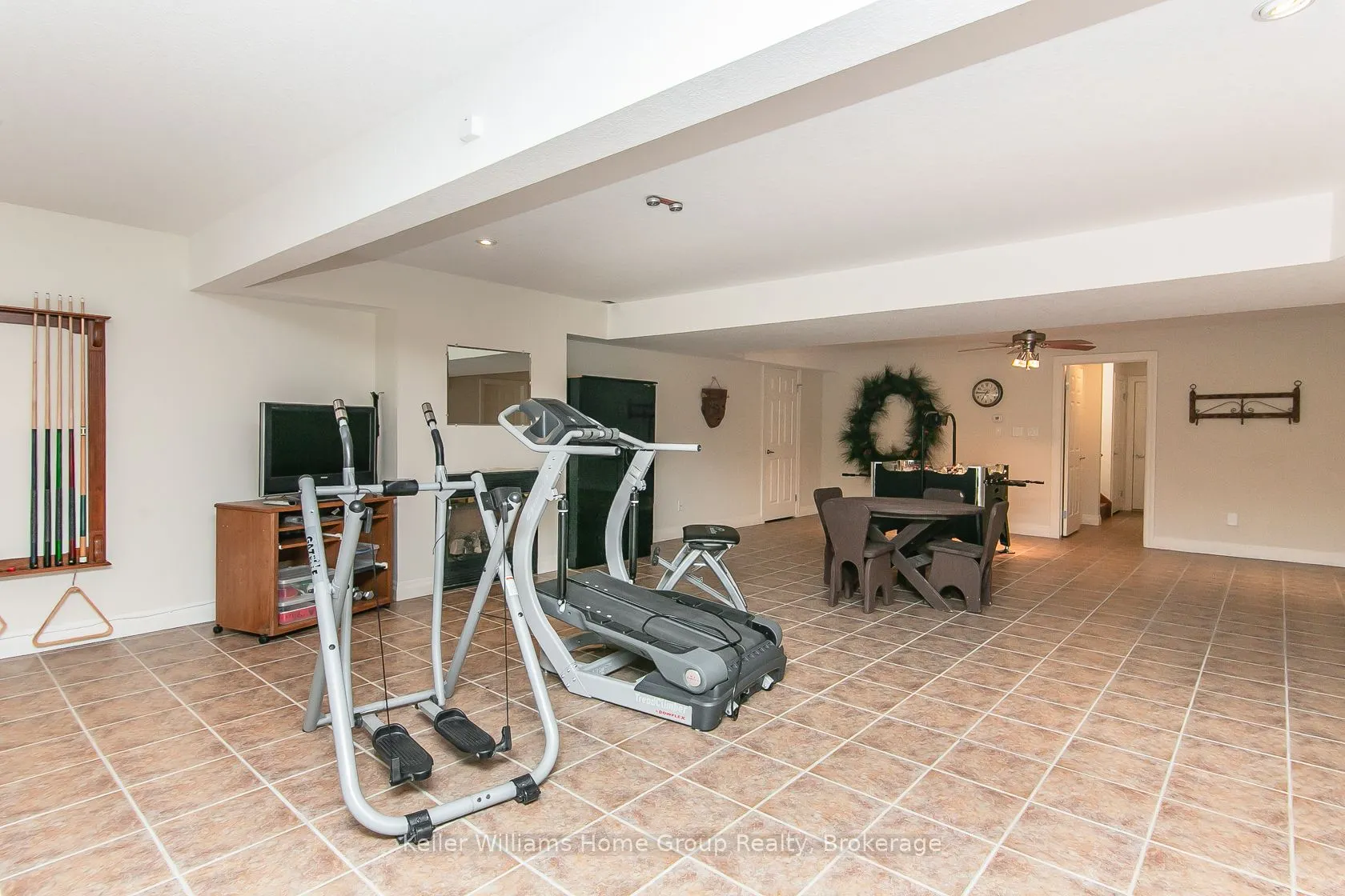 15 Keys Crescent