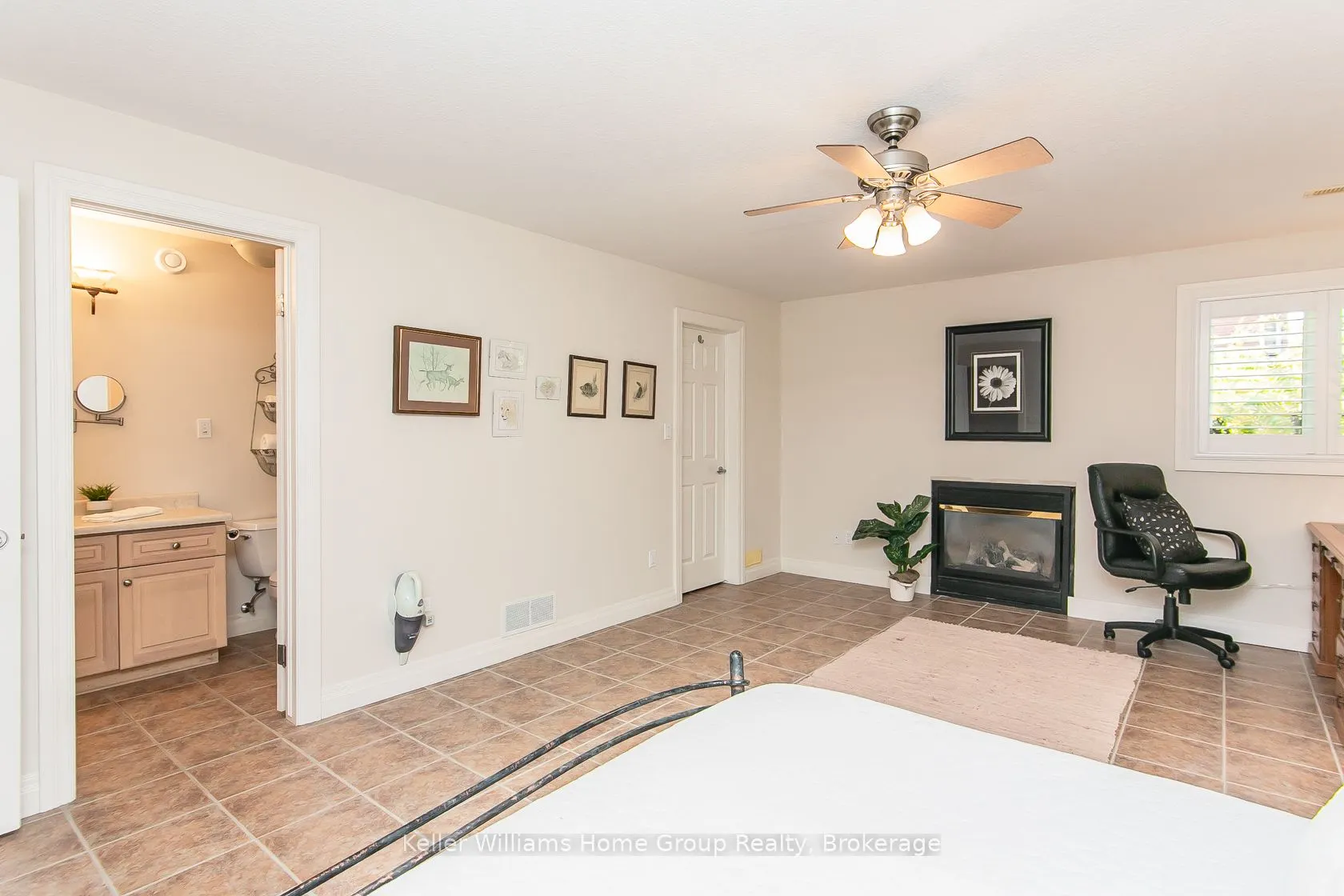 15 Keys Crescent