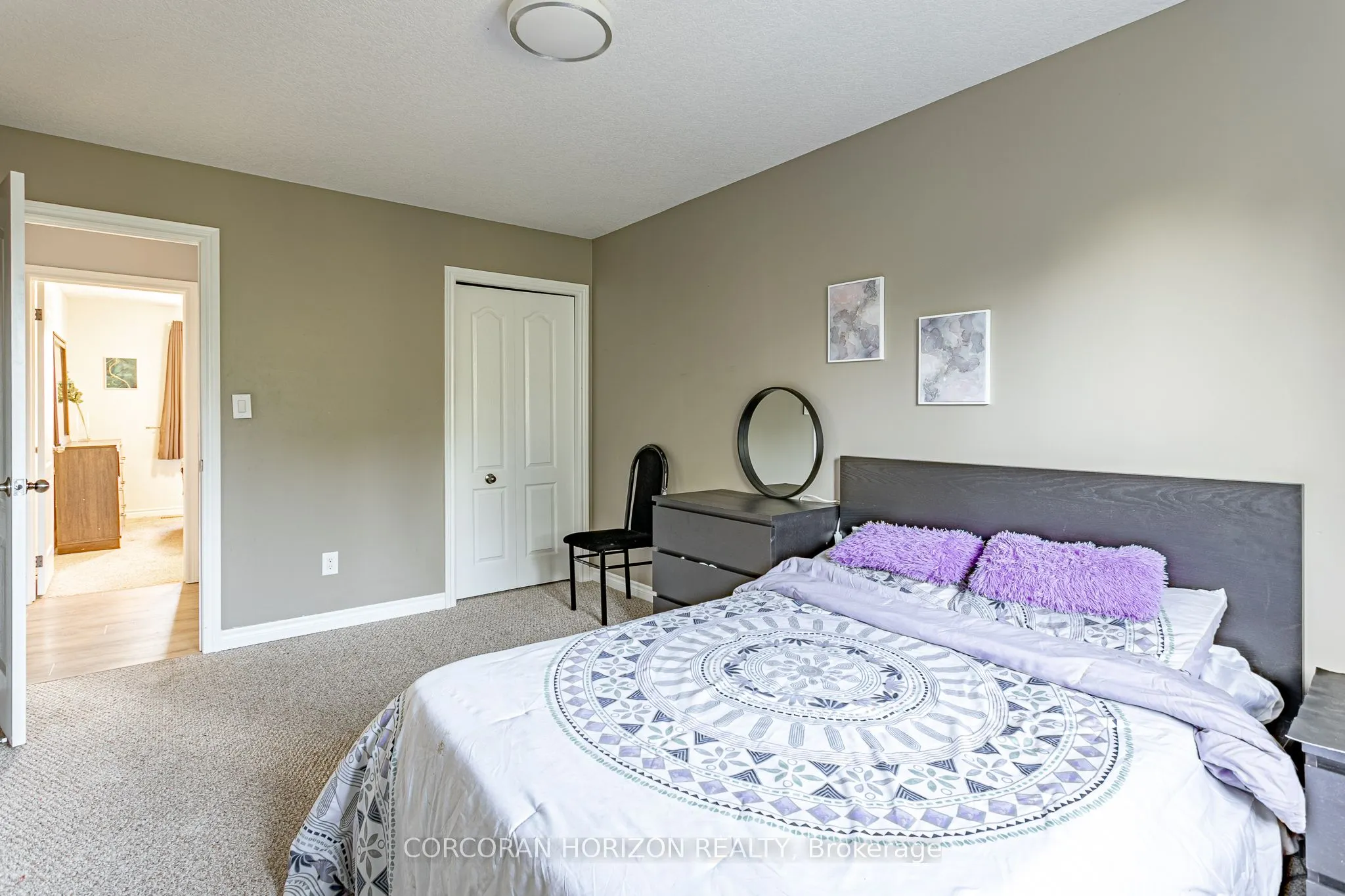 13 Ridgewood Court