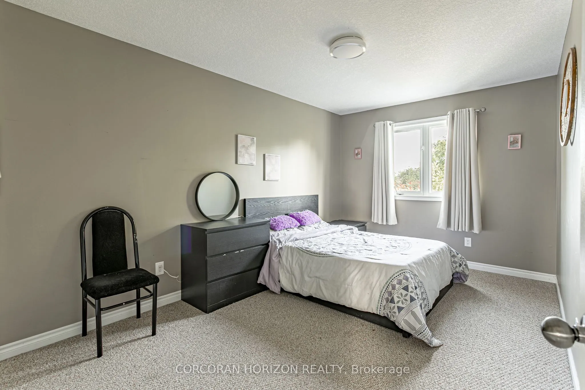 13 Ridgewood Court