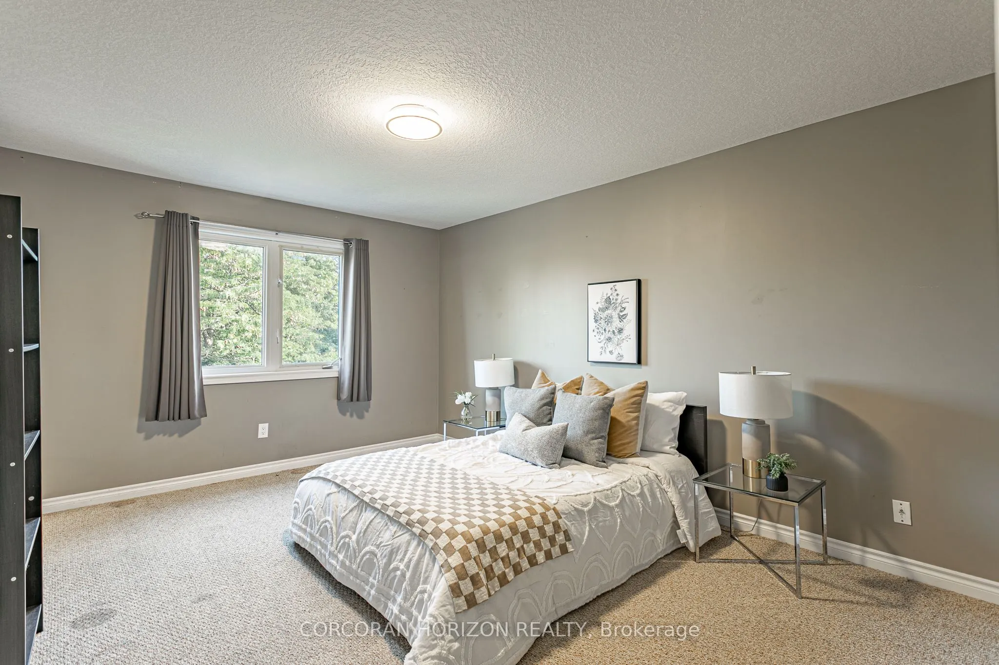 13 Ridgewood Court